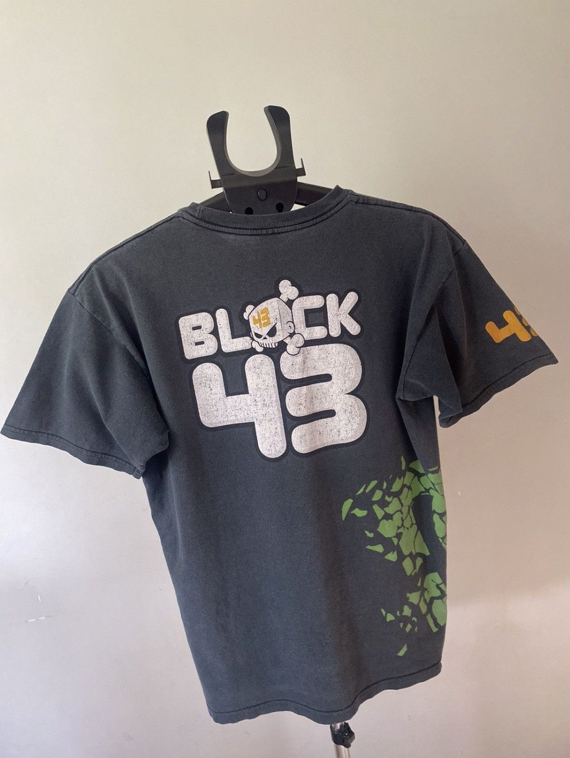 DC × Ford Vintage DC Black 43 Ford Monster Energy T-Shirt Size US M / EU 48-50 / 2 - 4 Thumbnail