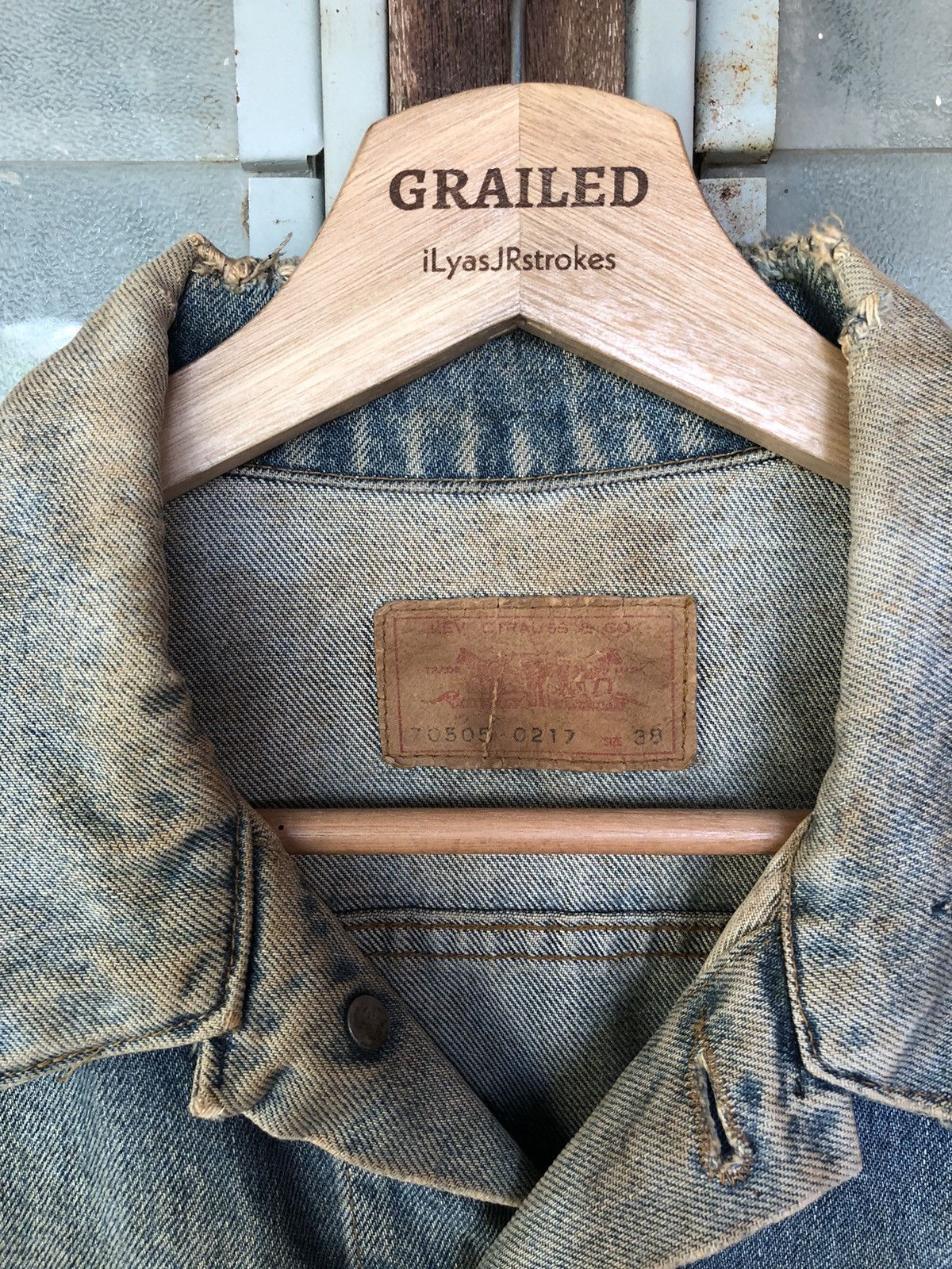 Levi's Vintage Levi’s Distressed Faded Jacket Size US S / EU 44-46 / 1 - 18 Thumbnail