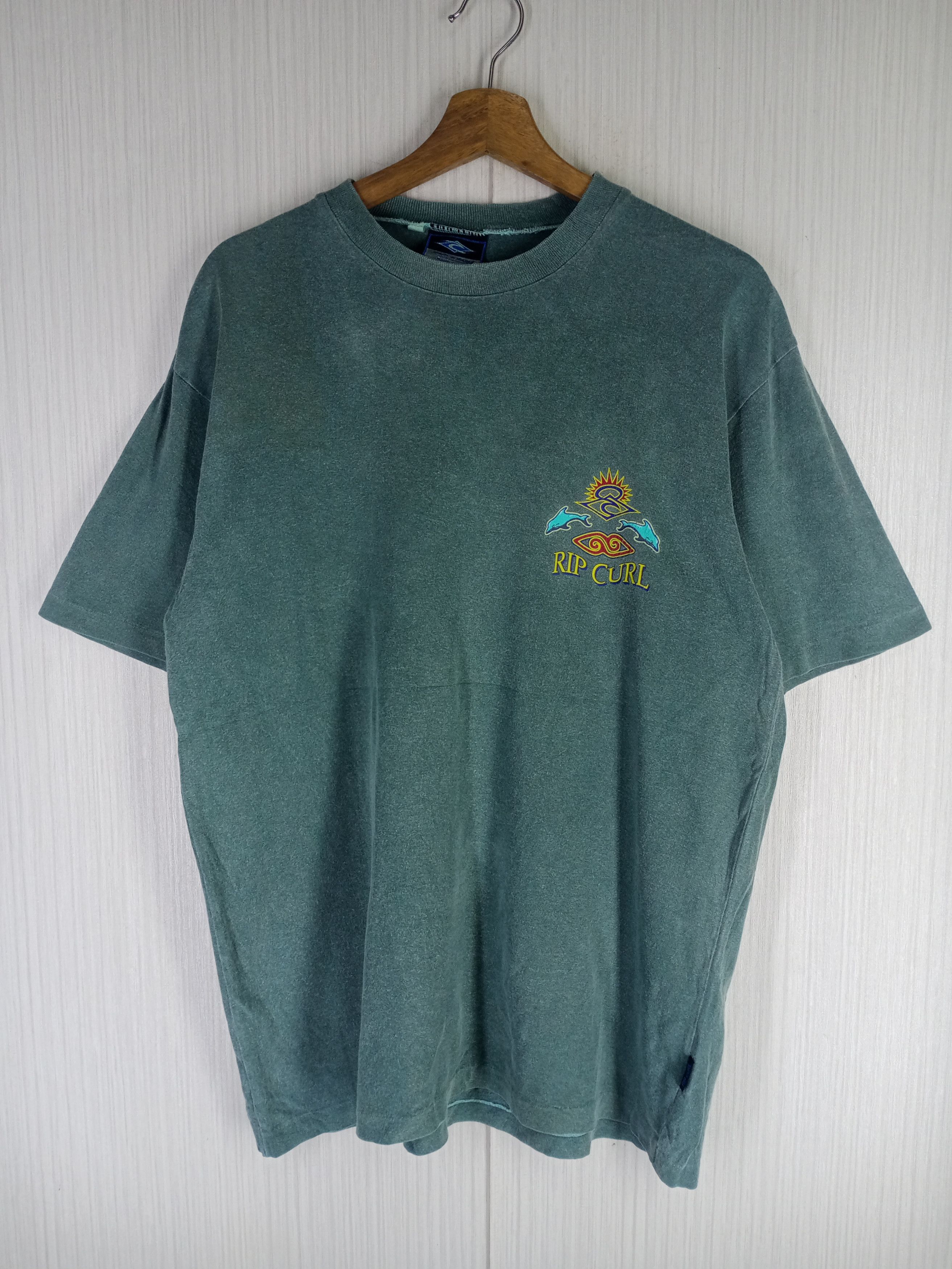 Rip Curl Vintage 90s Ripcurl Destroy Waves Not Beaches Tee Size US L / EU 52-54 / 3 - 3 Thumbnail