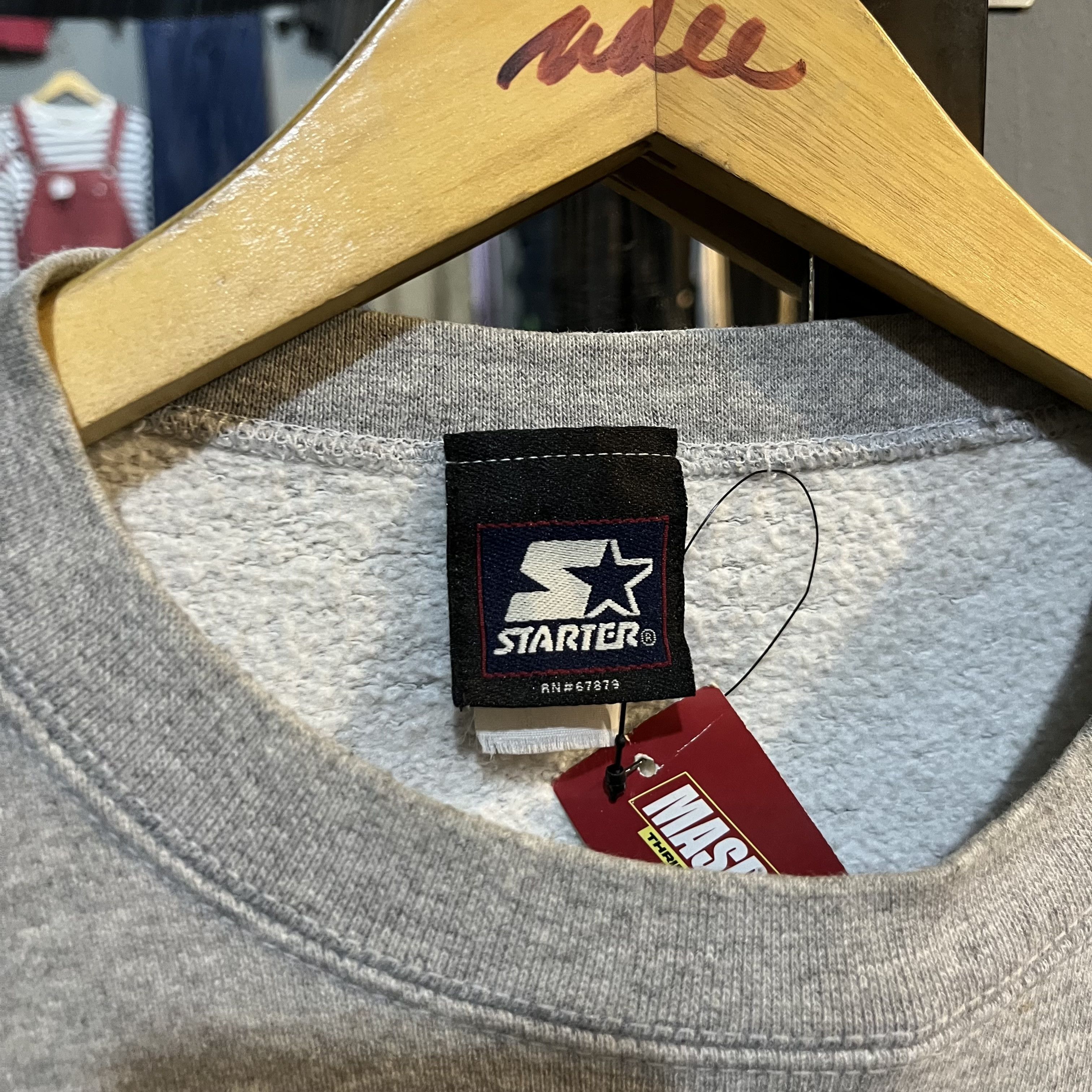 Starter × Vintage Starter dolphin sweatshirts Size US M / EU 48-50 / 2 - 3 Thumbnail