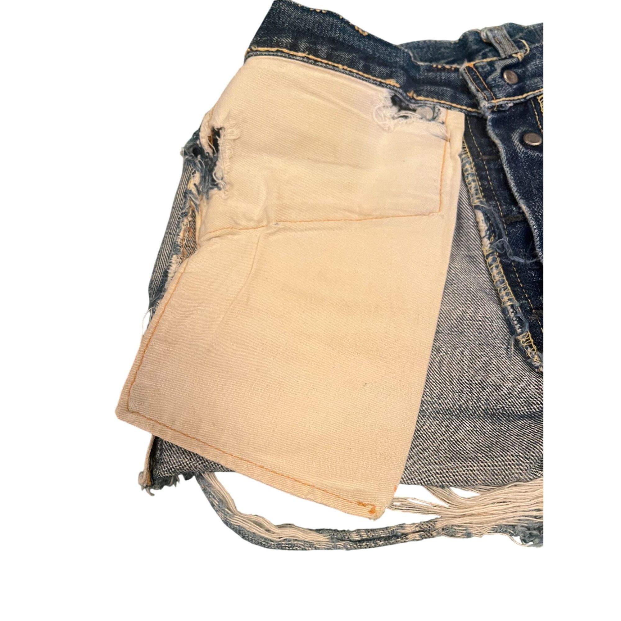 Levi's Vintage Levis Distressed Denim Shorts W/ Rolling Stones Patc Size 28" / US 6 / IT 42 - 2 Thumbnail