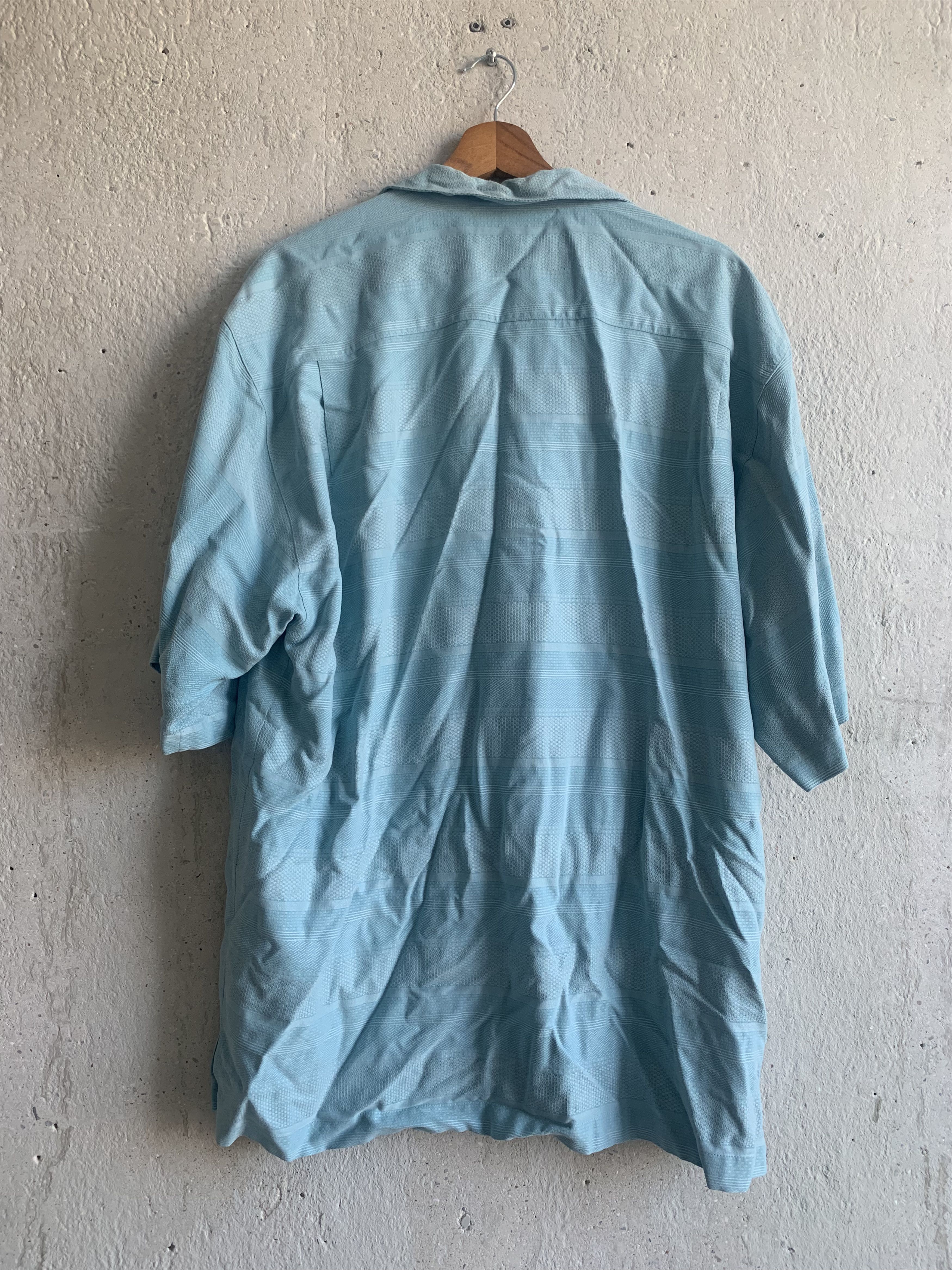 Tommy Bahama Textured Tommy Bahama silk shirt in seafoam light blue L Size US L / EU 52-54 / 3 - 2 Thumbnail