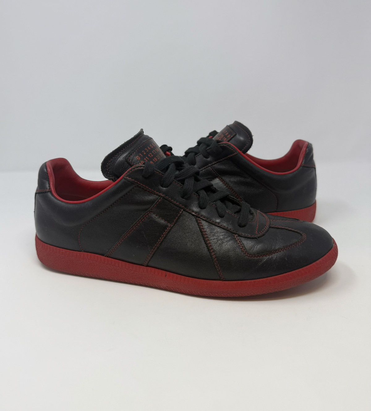 Maison Margiela Maison Margiela Replica GAT Leather Sneaker Black Red Size US 10 / EU 43 - 1 Thumbnail