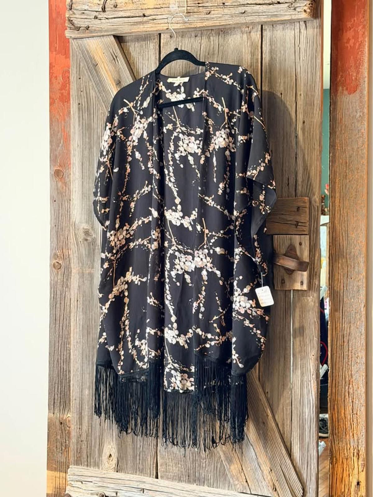 Black Noise White Rain Black Floral Kimono with Fringe Detail Size Small Size S / US 4 / IT 40 - 1 Thumbnail