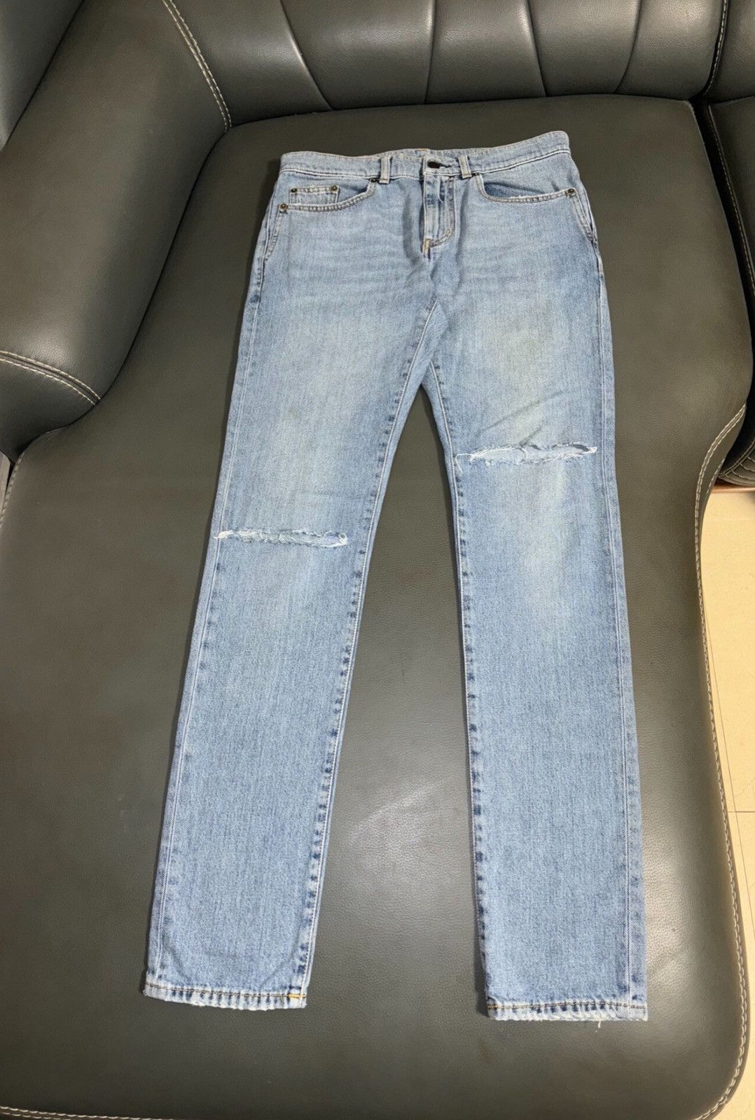 Saint Laurent Paris Saint Laurent SLP 2018SS Light Blue Slashed Washed Jeans Size US 30 / EU 46 - 1 Thumbnail