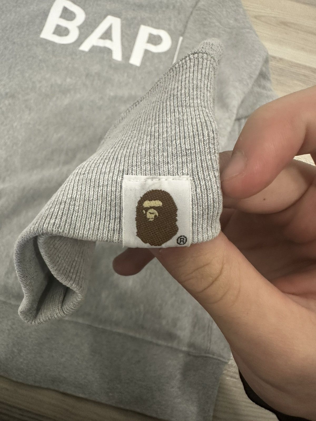 Bape × Vintage 🔥 Rare Grey BAPE Sweatshirt 🔥 Size US M / EU 48-50 / 2 - 6 Thumbnail