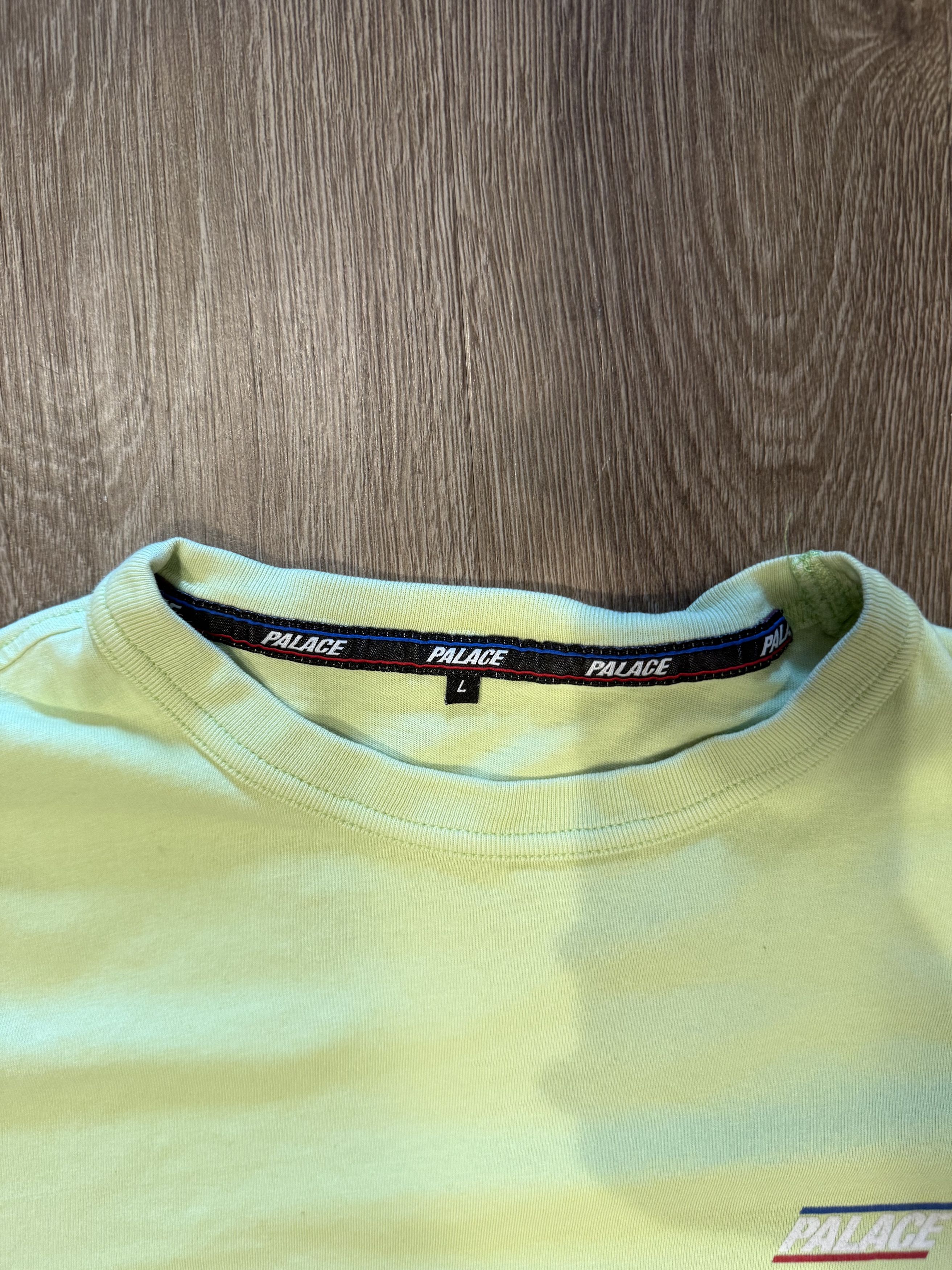 Palace Palace small logo Green Tee Size US L / EU 52-54 / 3 - 2 Thumbnail