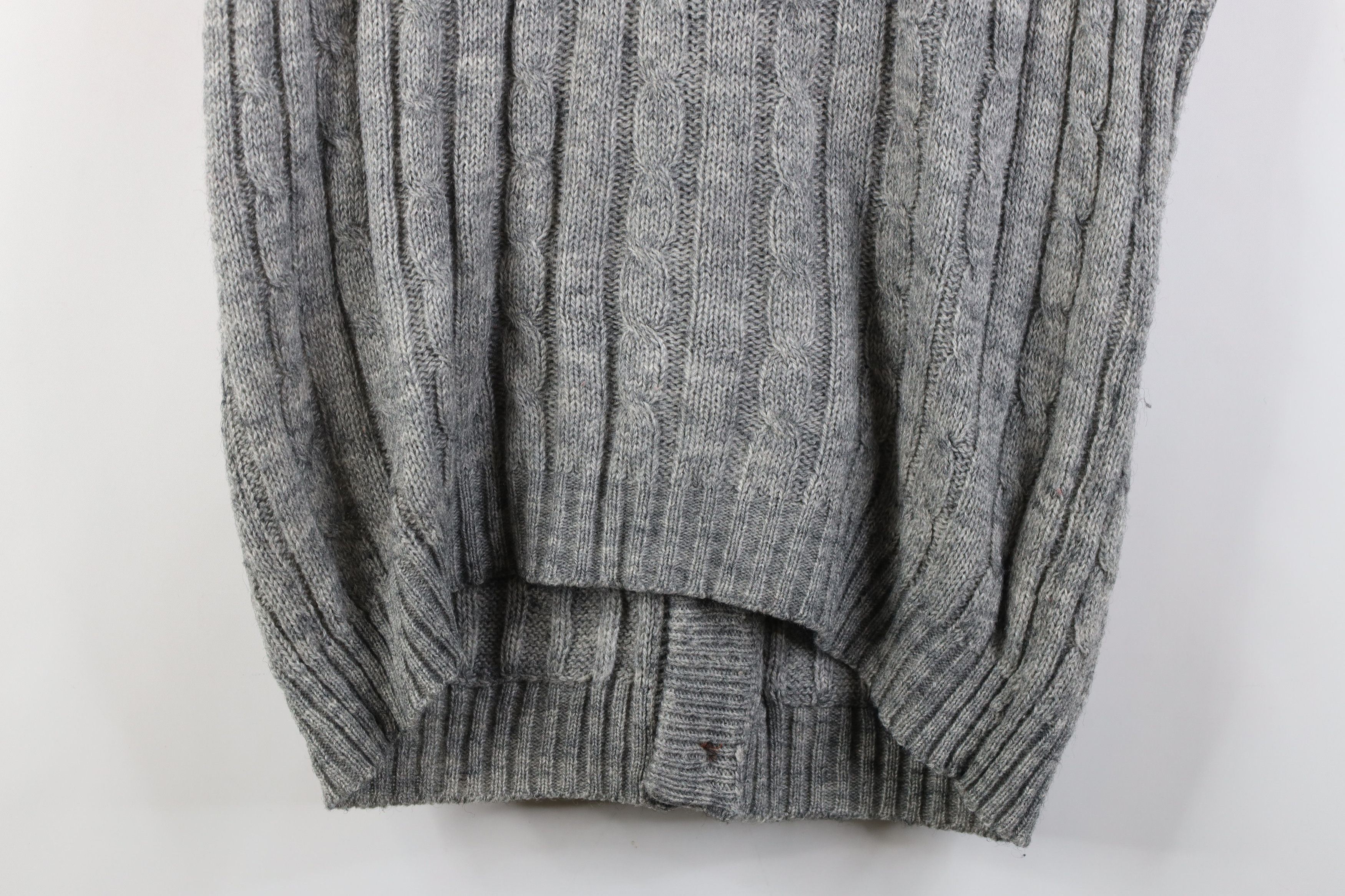 Vintage Vintage 70s Streetwear Ribbed Cable Knit Sweater Vest Gray Size US L / EU 52-54 / 3 - 12 Thumbnail