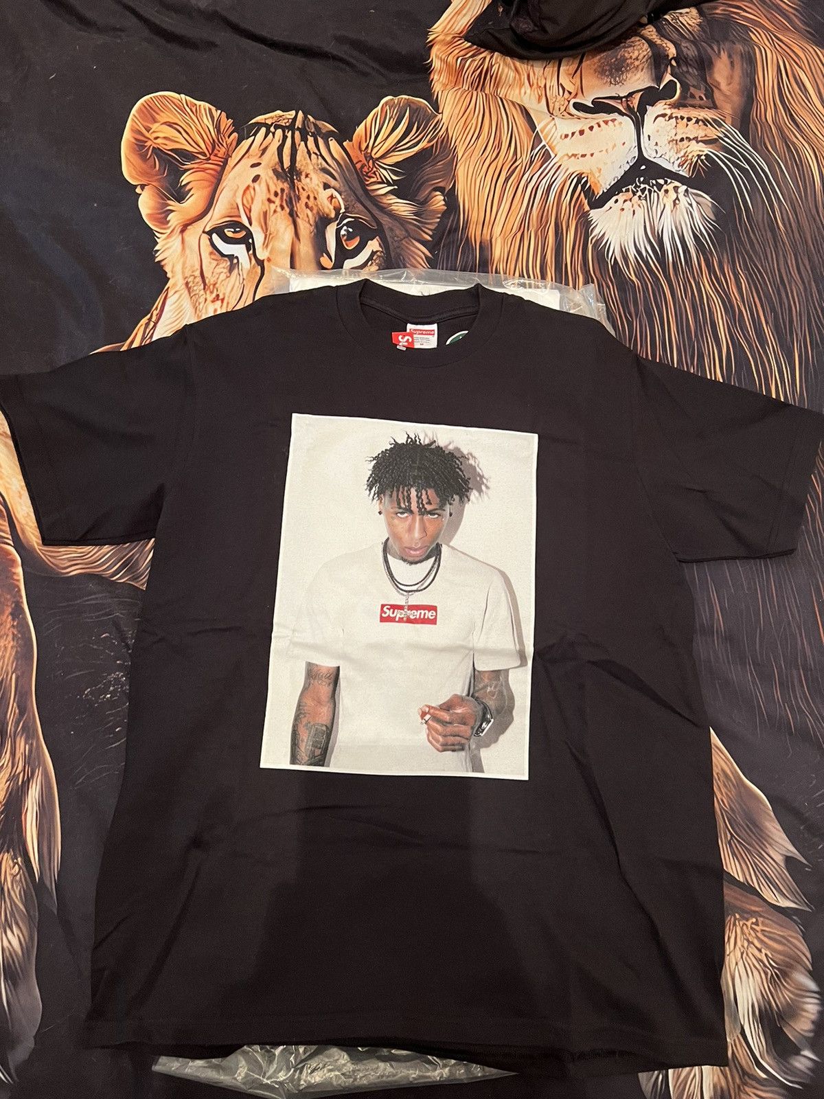 Supreme Supreme NBA Youngboy tee Size US M / EU 48-50 / 2 - 5 Thumbnail