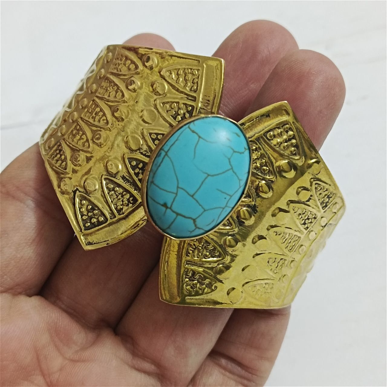 Handmade Handcrafted brass bracelet with turquoise stone Size ONE SIZE - 2 Thumbnail