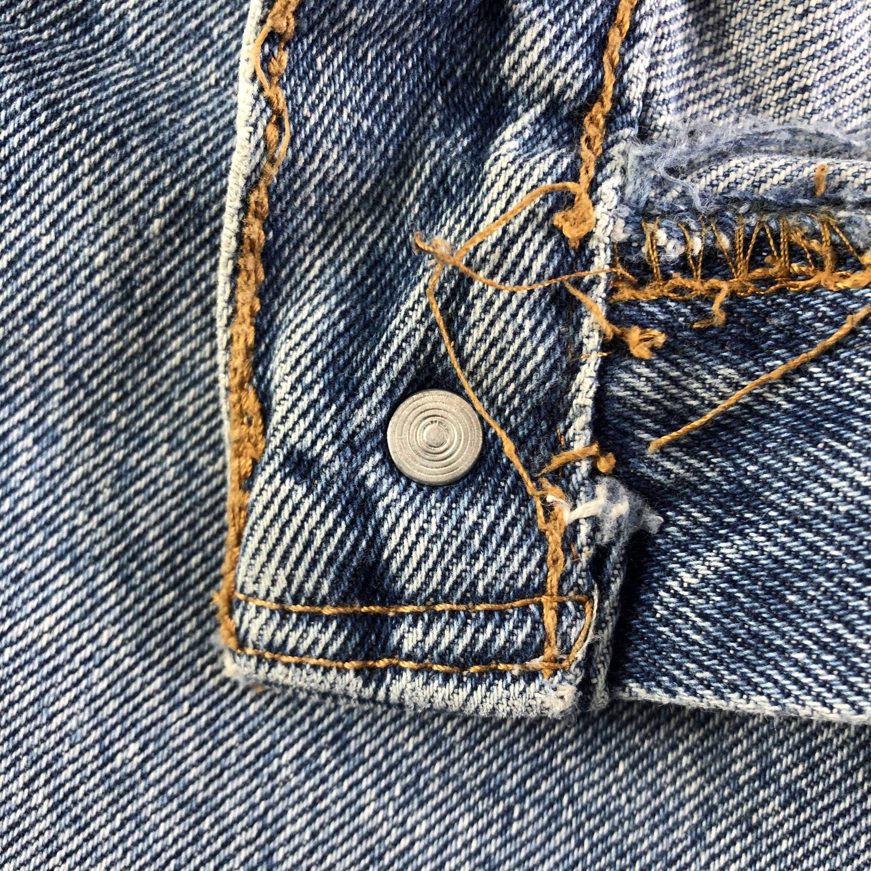 Levi's Vintage Blue Wash Levis 550 Jeans-J3161 Size US 37 - 10 Thumbnail