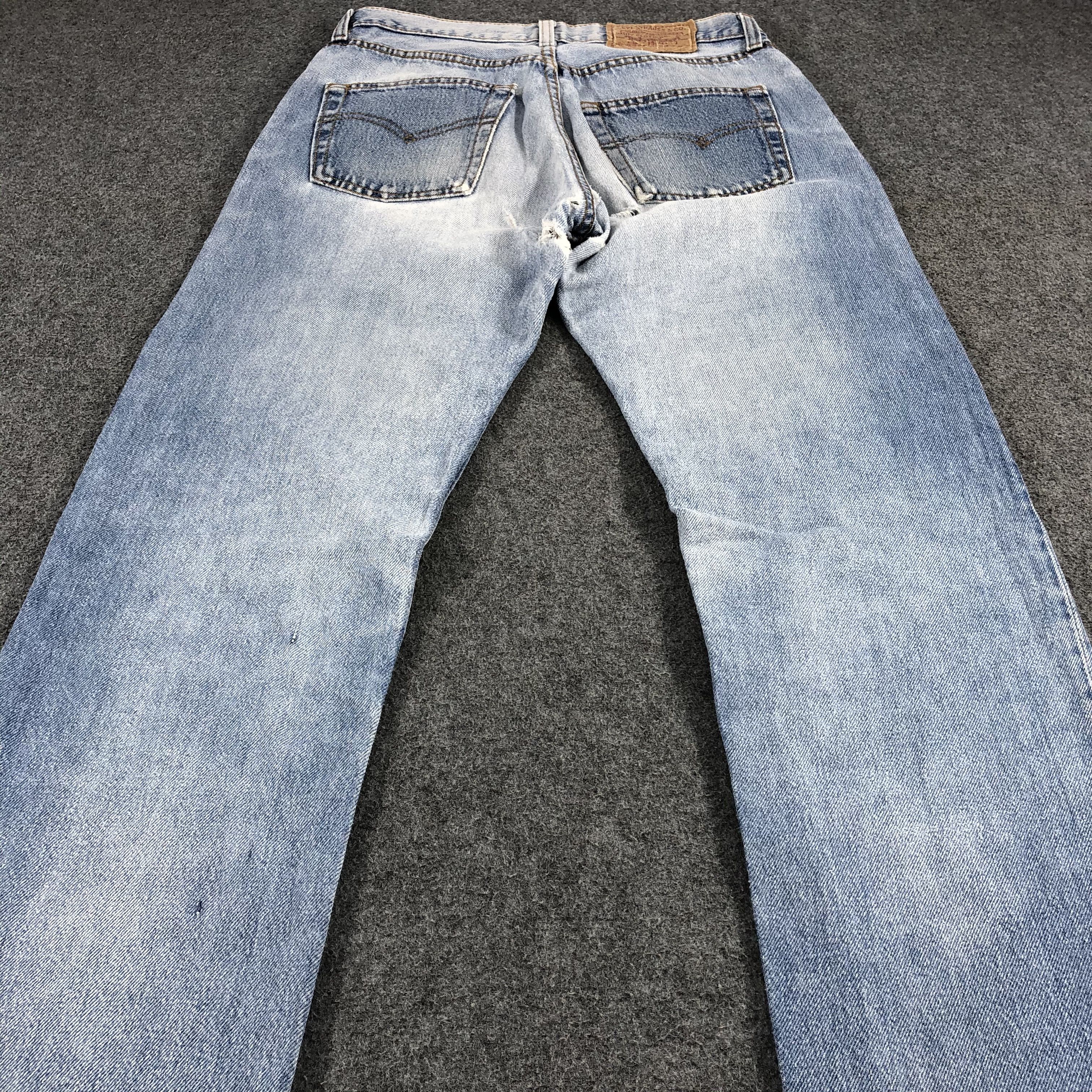 Levi's Vintage 80s Light Wash Levis 501 Jeans-JM1422 Size US 29 - 4 Thumbnail