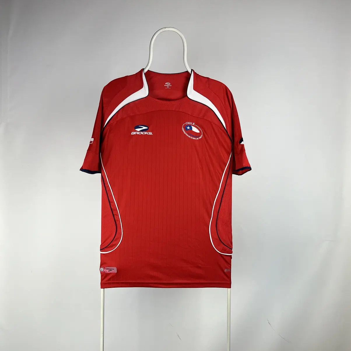 Brooks Chile home jersey 2007/2008 Rupert 8# size XLarge Size US XL / EU 56 / 4 - 1 Thumbnail