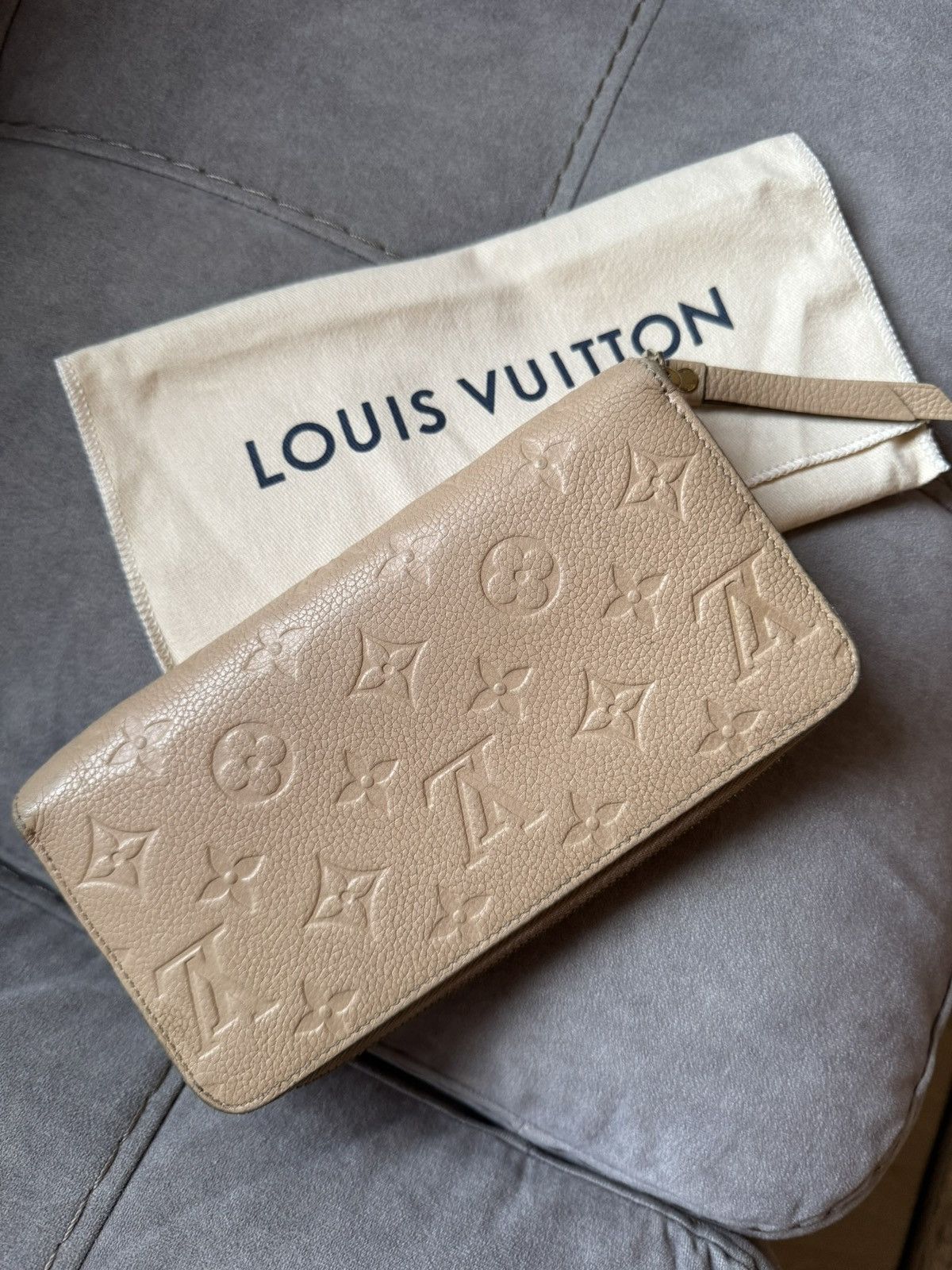 Louis Vuitton LOUIS VUITTON zip wallet purse pouch study all photos & desc Size ONE SIZE - 1 Thumbnail