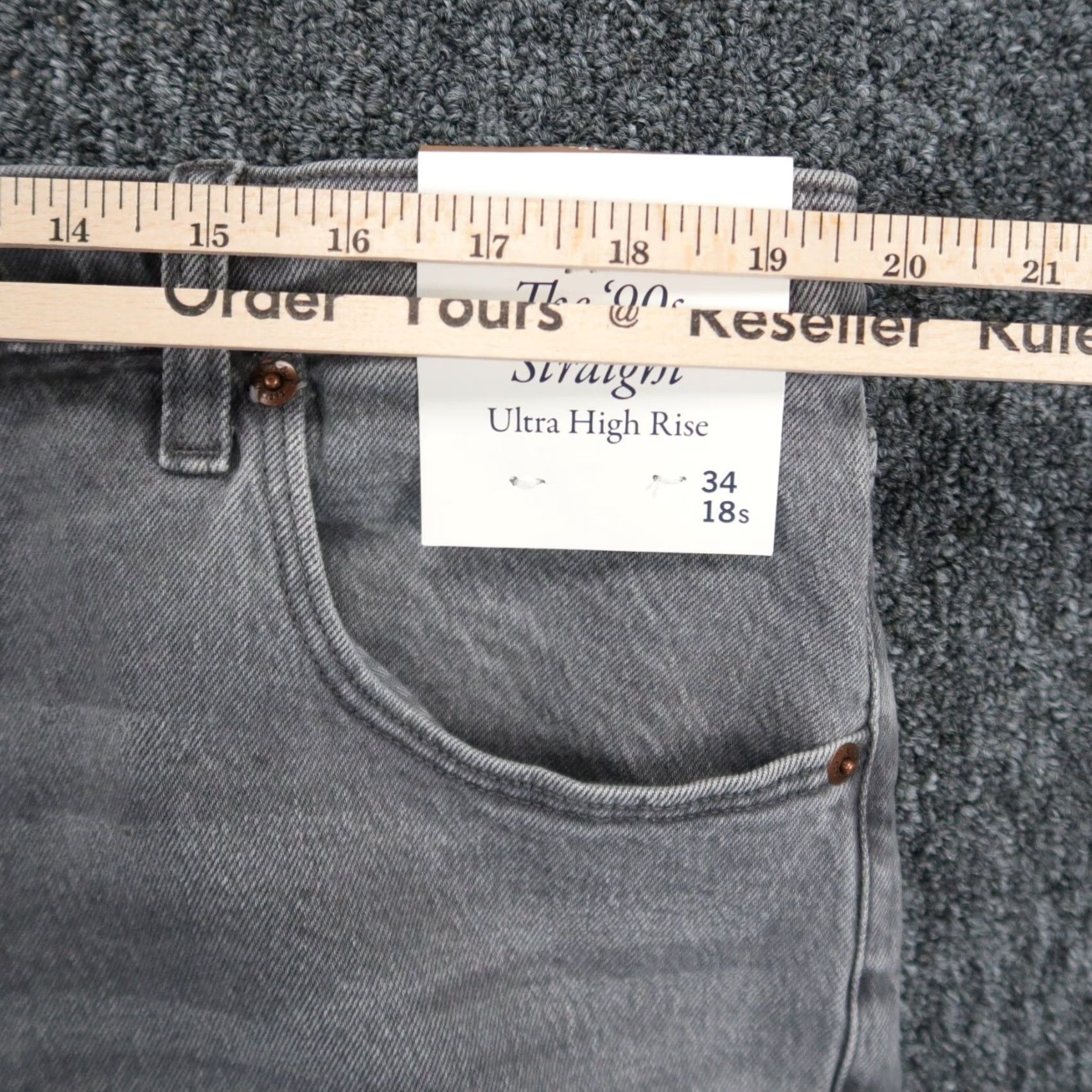 Abercrombie & Fitch Abercrombie & Fitch Jeans Womens 40x28 Gray 90s Straight Ultra High Rise NWT Size 27" / US 4 / IT 40 - 7 Thumbnail