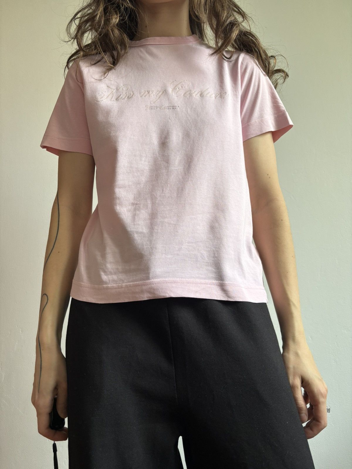 Juicy Couture Y2K Juicy Couture Rhinestones Logo Pink Glam T-Shirt Size S / US 4 / IT 40 - 1 Thumbnail
