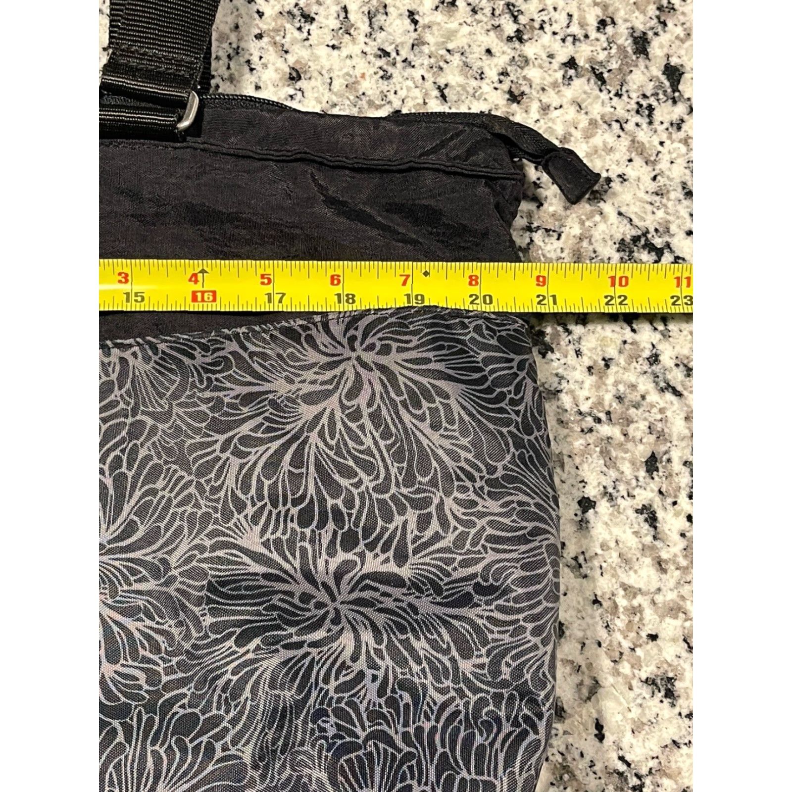 Vintage VINTAGE Baggallini Tote Bag Women Large Black Nylon Casual Travel Size ONE SIZE - 7 Thumbnail