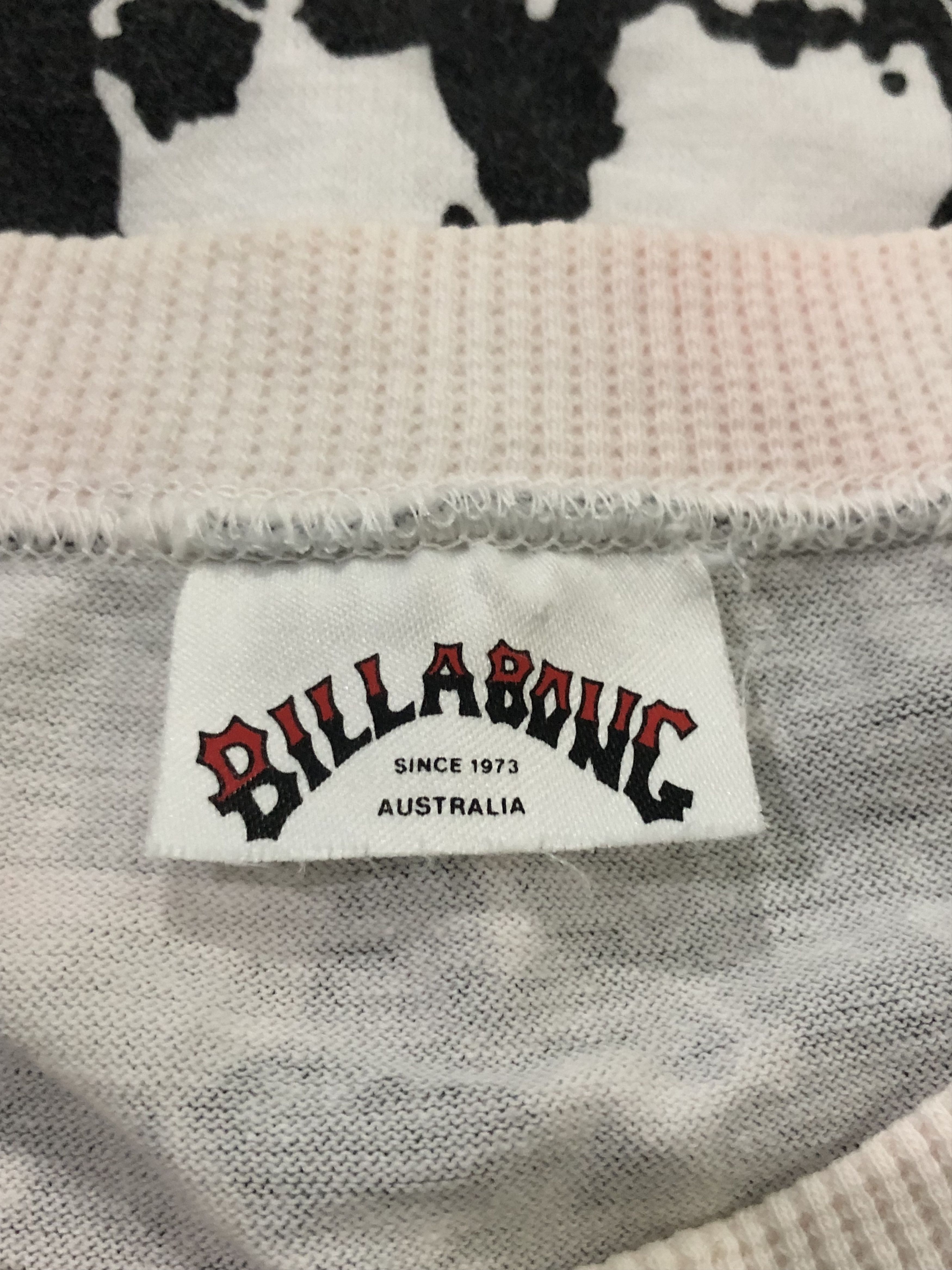 Billabong Vintage 80s Billabong Bad Billy's Pirate Skull Crossbones Size US M / EU 48-50 / 2 - 5 Thumbnail