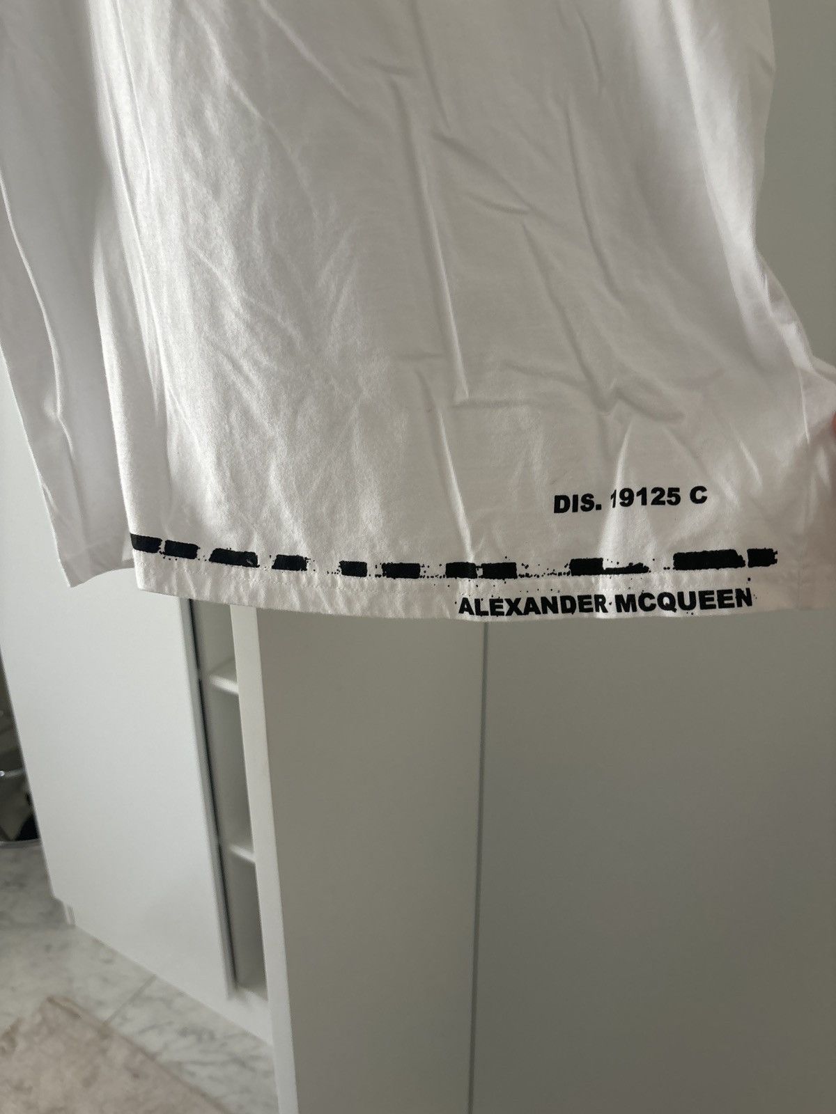 Alexander McQueen ALEXANDER MCQUEEN Graffiti Logo T-Shirt Size US S / EU 44-46 / 1 - 4 Thumbnail