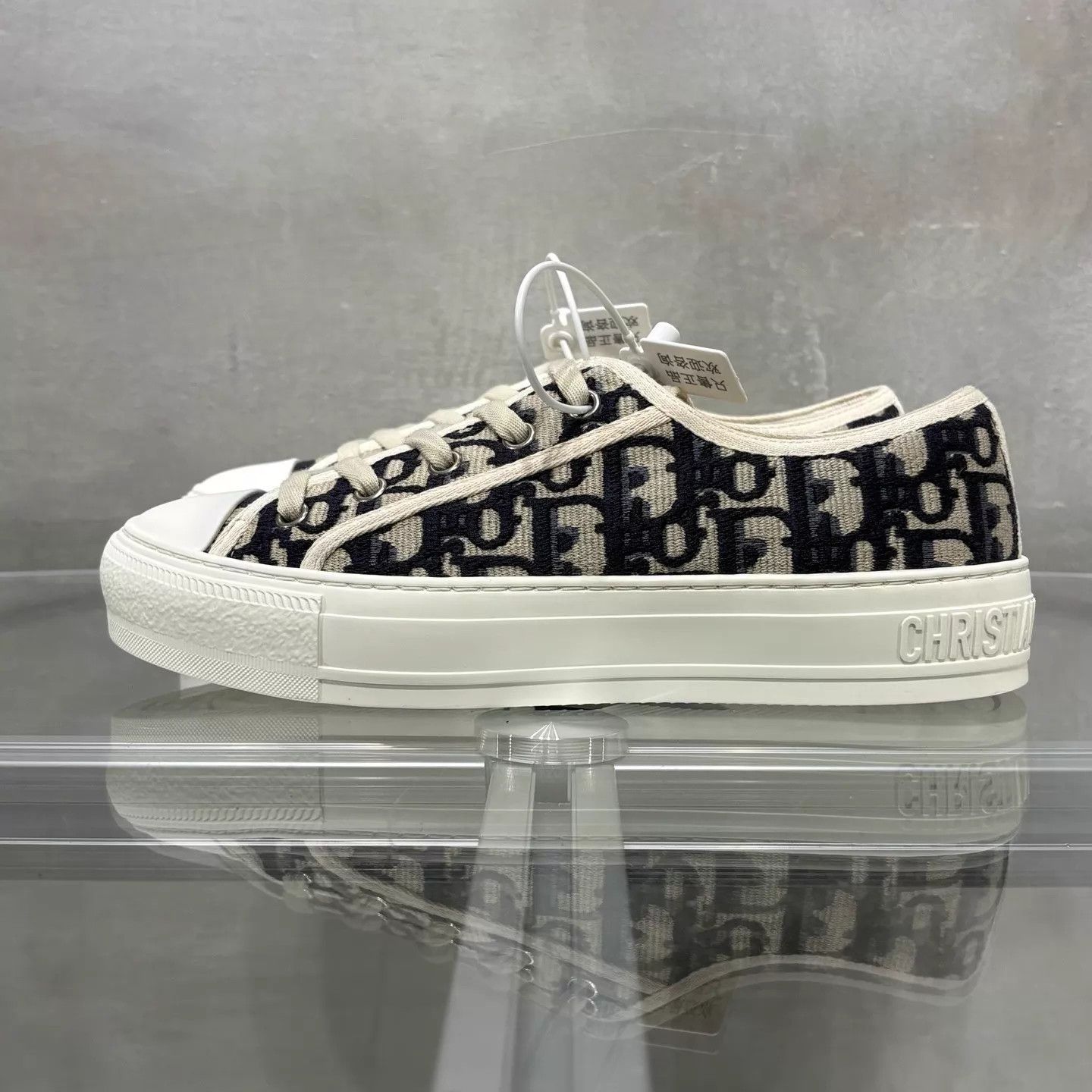 Dior DIOR Oblique All-Over Print Sneaker Women's 36 Size US 5.5 / IT 35.5 - 3 Thumbnail