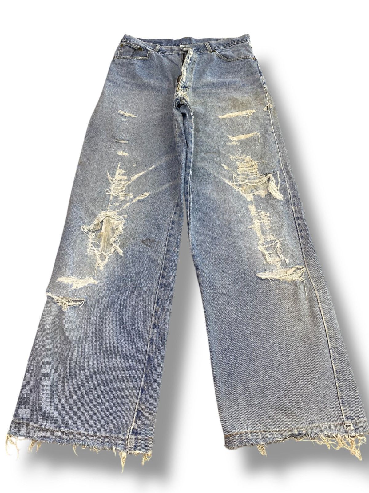 Japanese Brand Japanese Brand Distressed Light Wash Style Loose Jeans Size US 32 / EU 48 - 1 Thumbnail