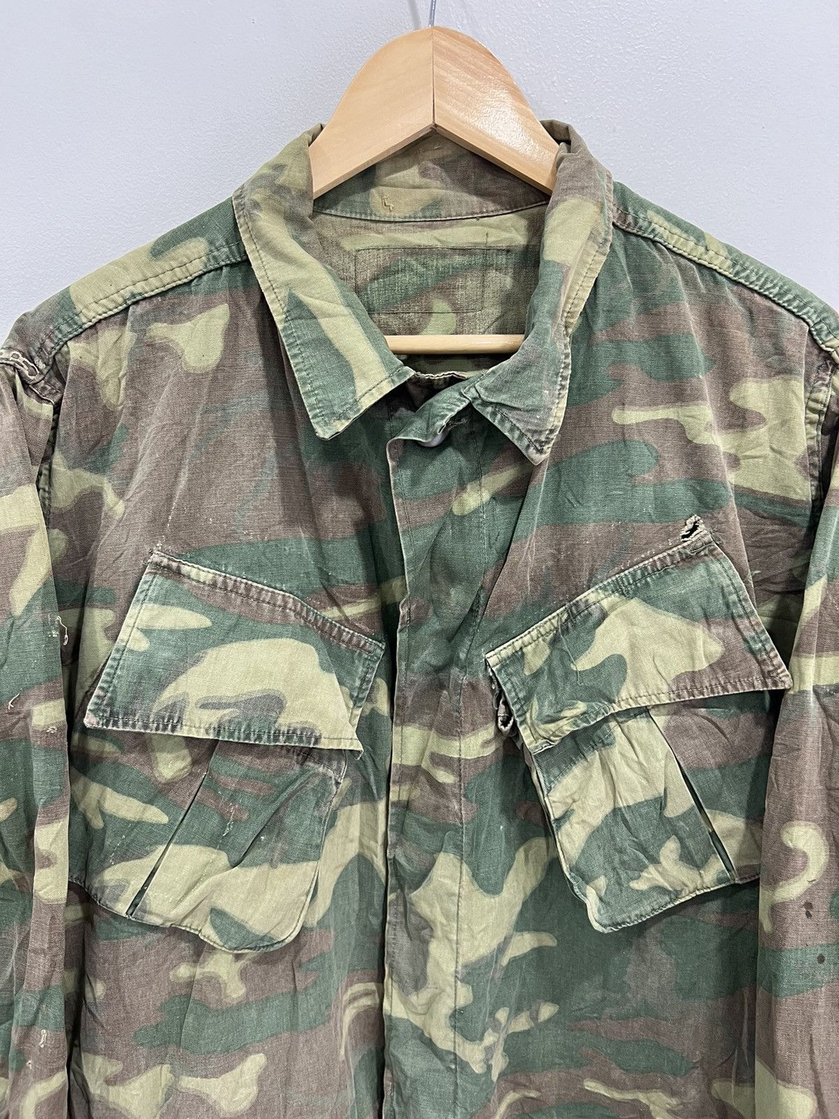 Vintage Vintage Camo Army Button Up Shirt Poplin 70s Size US L / EU 52-54 / 3 - 4 Thumbnail