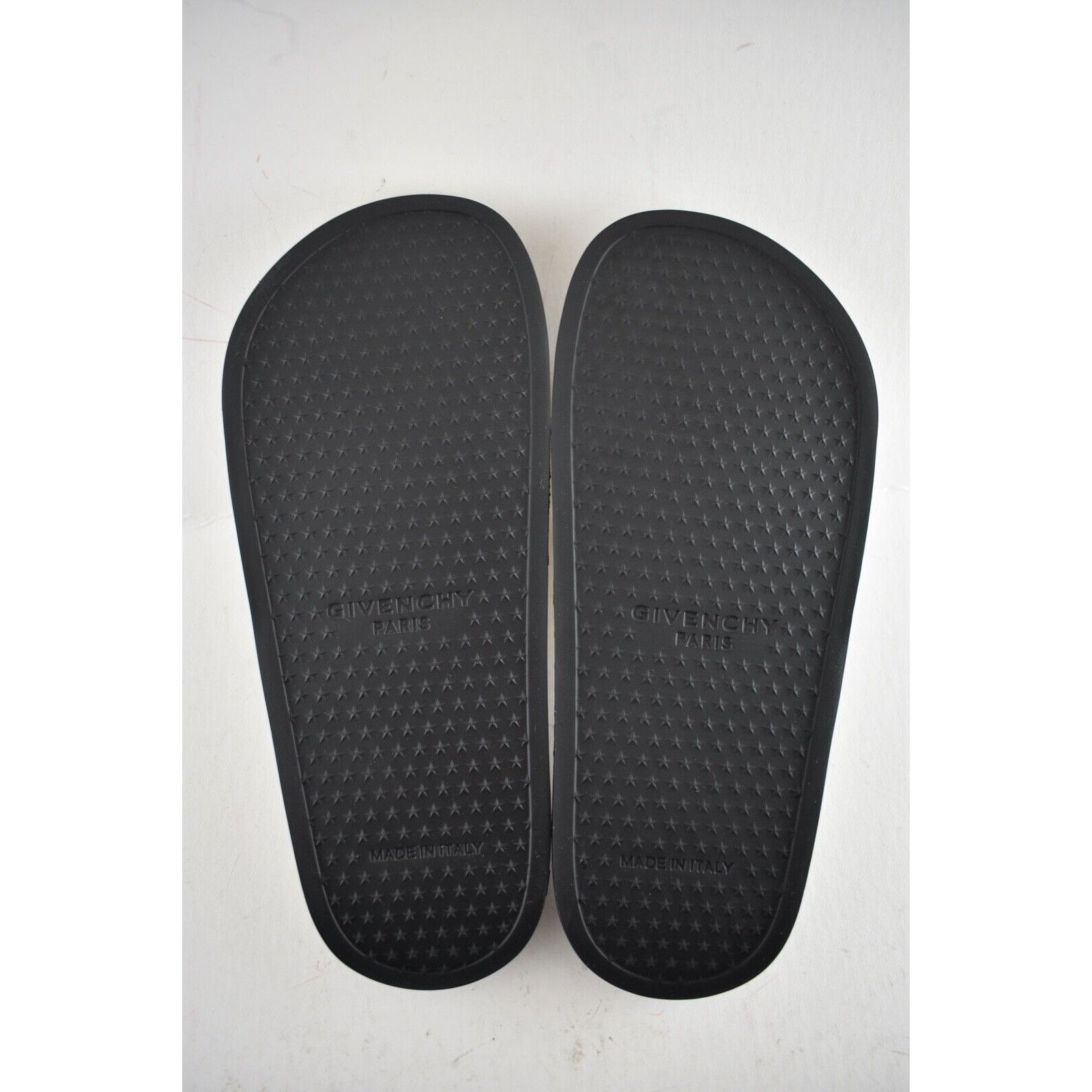 Givenchy Givenchy Marble Effect Black Yellow Logo Slide On Pool Size US 5 / IT 35 - 12 Thumbnail