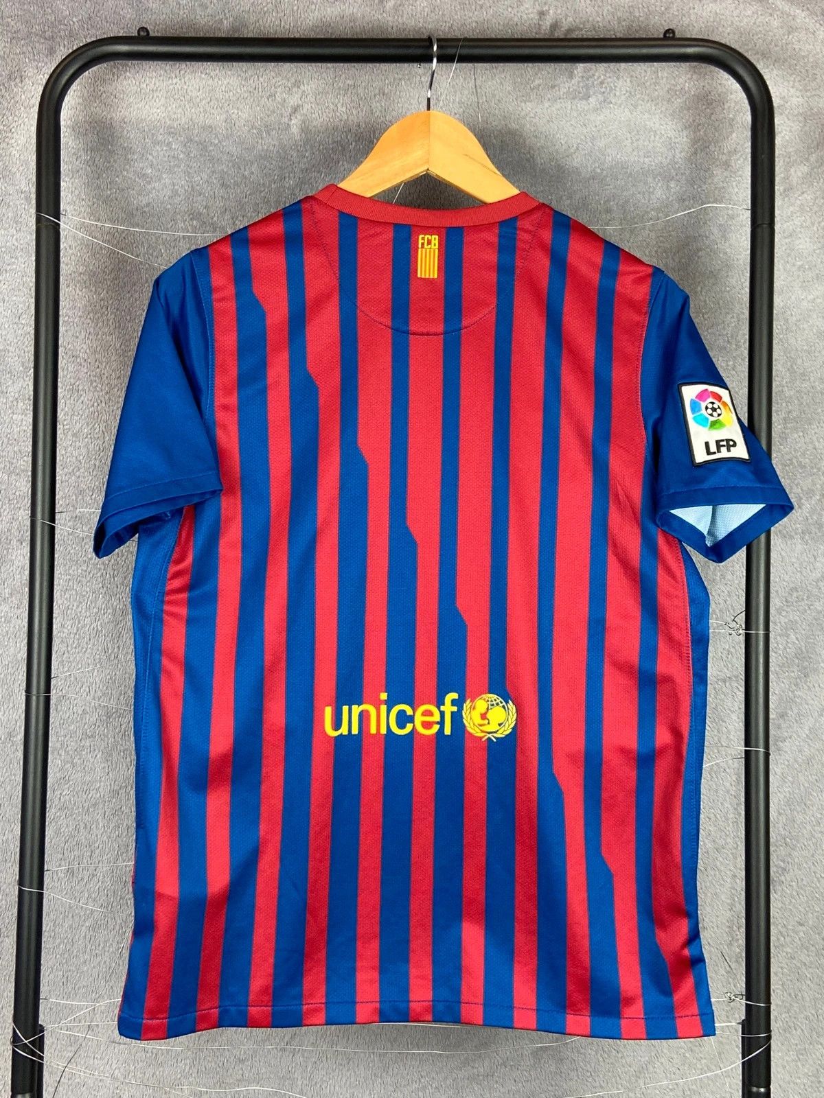 Nike FC Barcelona jersey vintage football shirt rare sponsor Size US S / EU 44-46 / 1 - 6 Thumbnail
