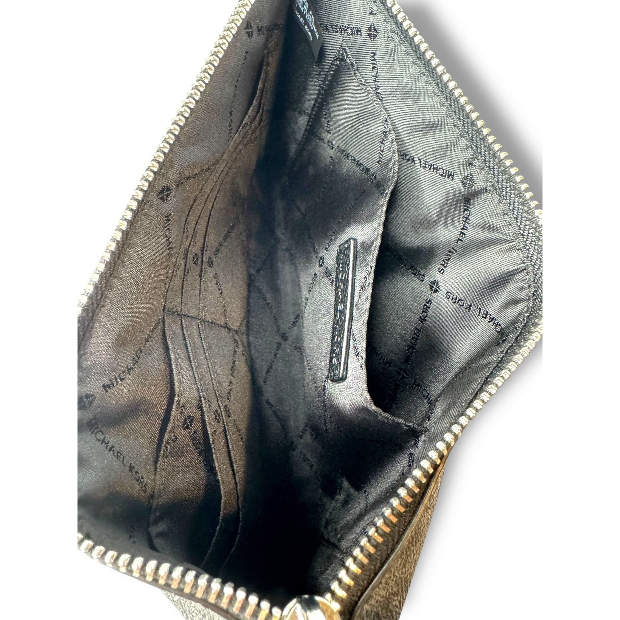 Michael Kors Michael Kors Jet Set Pouch Wristlet Coated Canvas Gray Black Size ONE SIZE - 6 Thumbnail