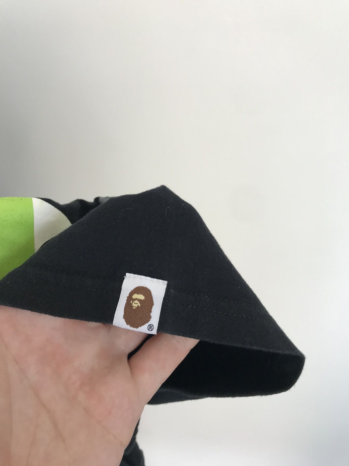 Bape Shark Tee Size US L / EU 52-54 / 3 - 5 Thumbnail