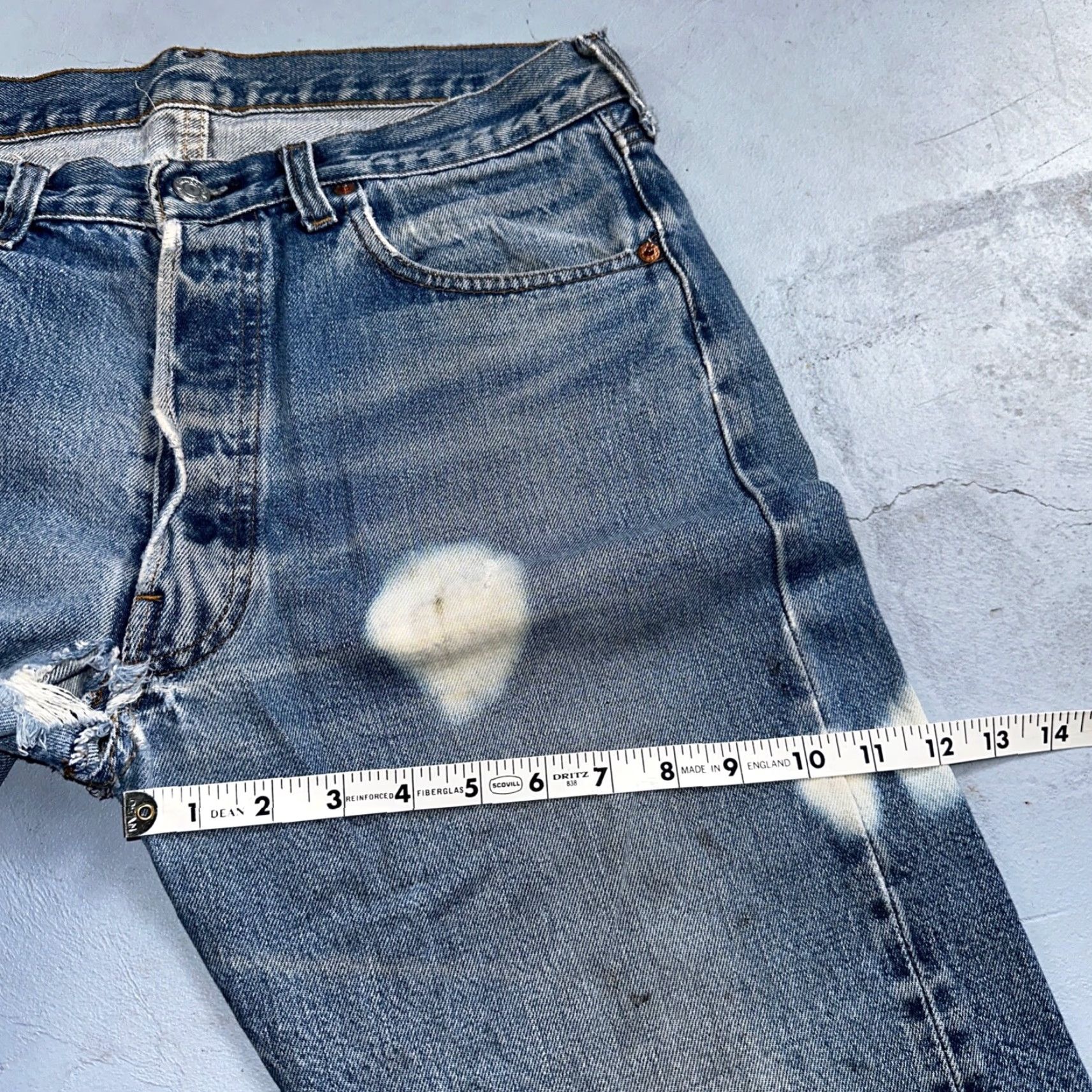 Levi's Levi's 501 XX Jeans Vintage 80s Redline Selvedge USA Med Wash 35x36 36 Inseam Button Block Distressed Regular Mens Jeans Size US 35 - 6 Thumbnail