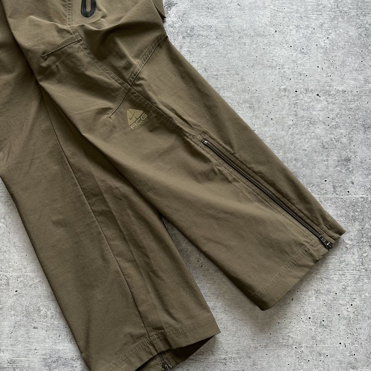Vintage Mens Nike ACG Cargo Dri-Fit Pants Velvet Brown Size M Size US 32 / EU 48 - 4 Thumbnail