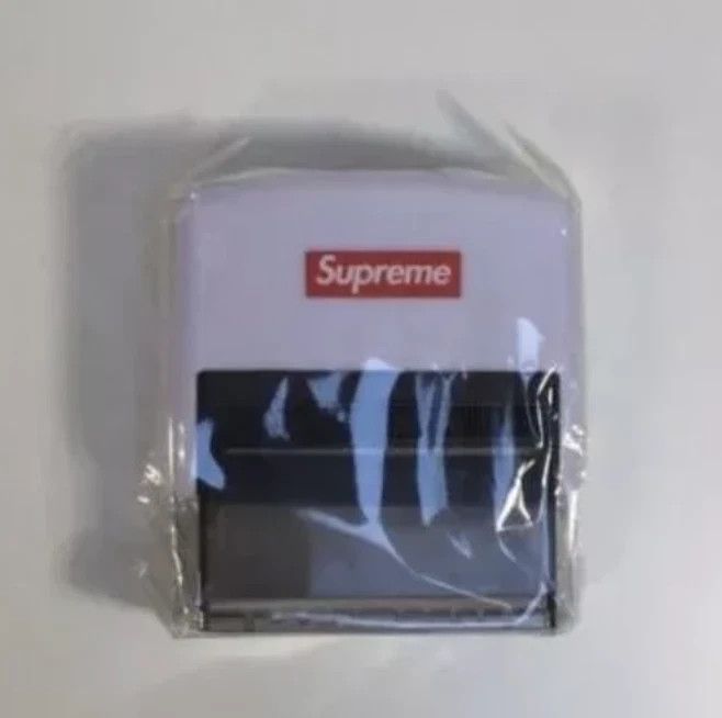 Supreme Don't Ask me for 4 Sh1t stamp white Box logo S/S 18 Size ONE SIZE - 5 Thumbnail