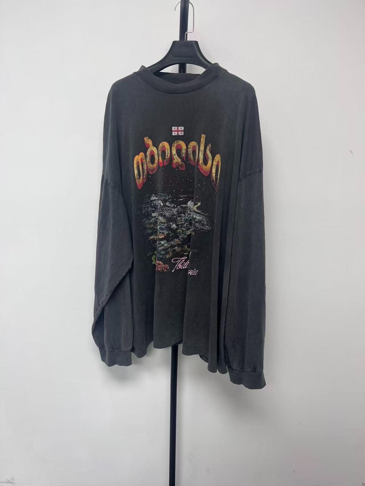 balenciaga graphic long sleeve t-shirt men