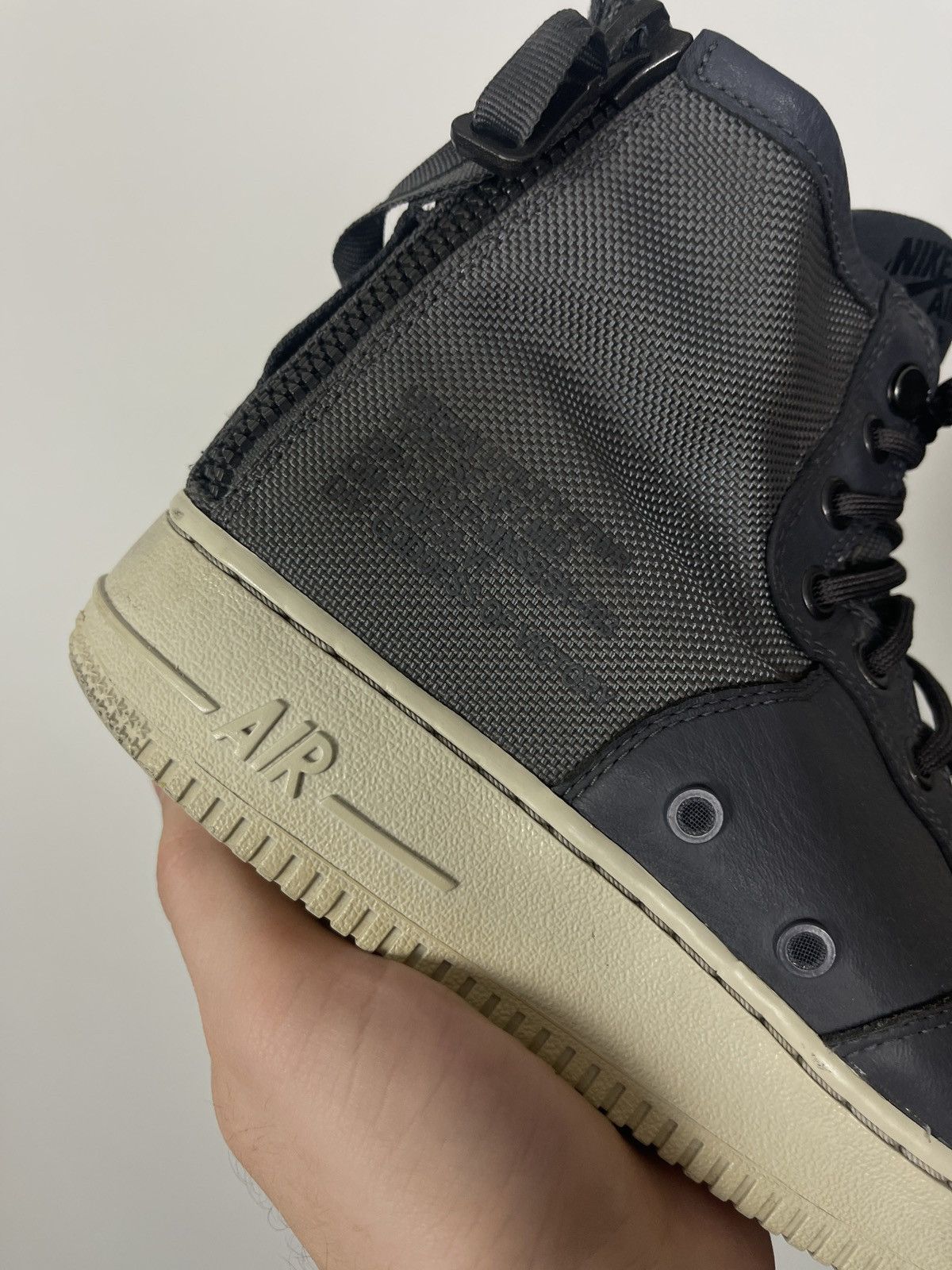 Nike Nike Sf Air Force 1 Mid 42 8.5 US smoke gray Size US 8.5 / EU 41-42 - 4 Thumbnail