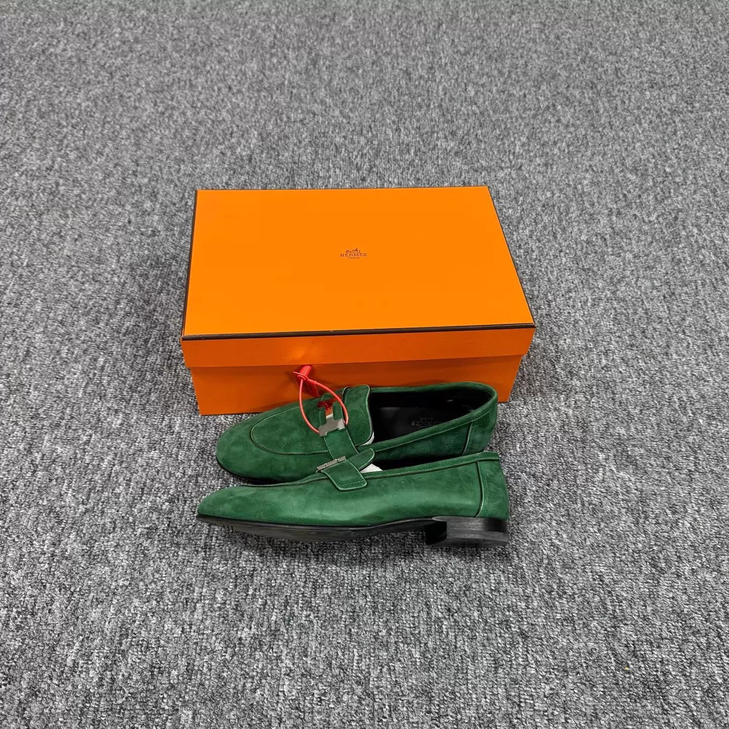 Hermes Hermes Suede H Buckle Loafer Vintage Green 37 99New With Box Size US 6.5 / IT 36.5 - 4 Thumbnail