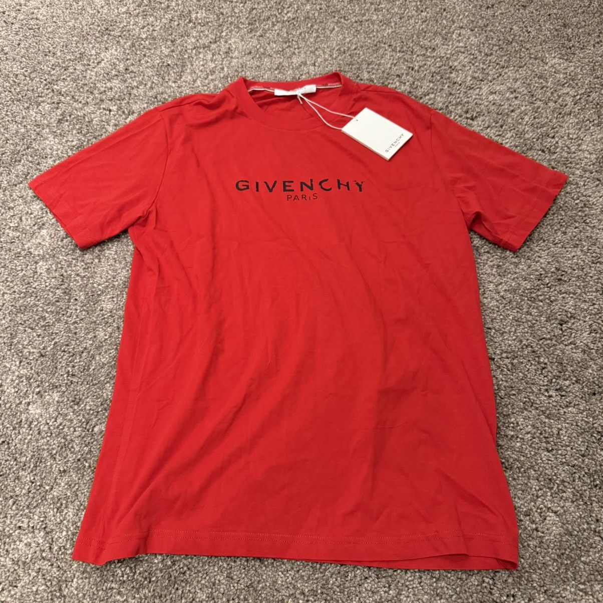 Givenchy Givenchy Paris logo tee t-shirt brand new size L Size US L / EU 52-54 / 3 - 1 Thumbnail