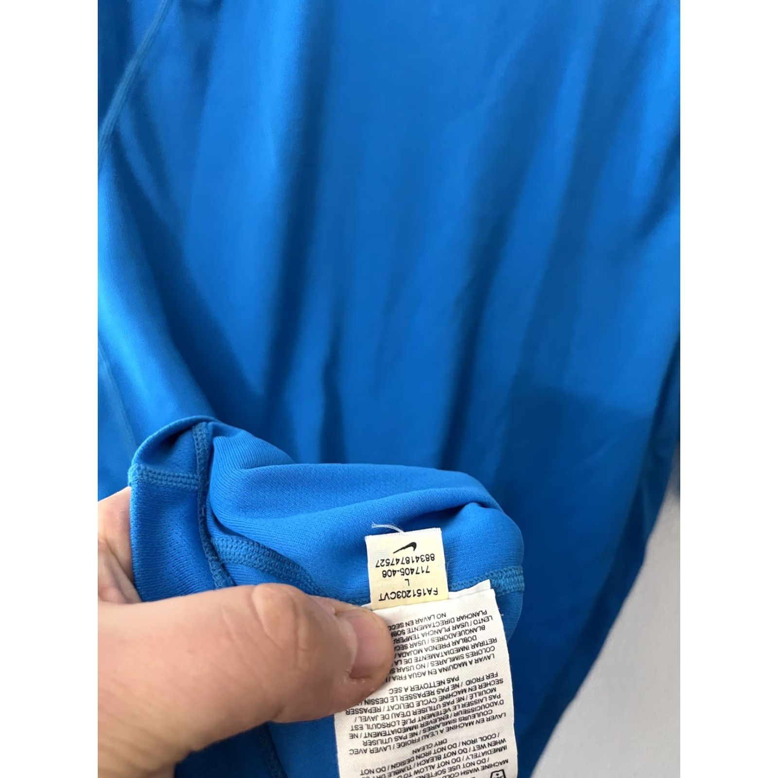 Nike Nike Dri-Fit Tee Mens Large Blue 717405-406 Shirt Mens L Blue Nike Dri-Fit Tee 717405-406 Size US L / EU 52-54 / 3 - 4 Thumbnail