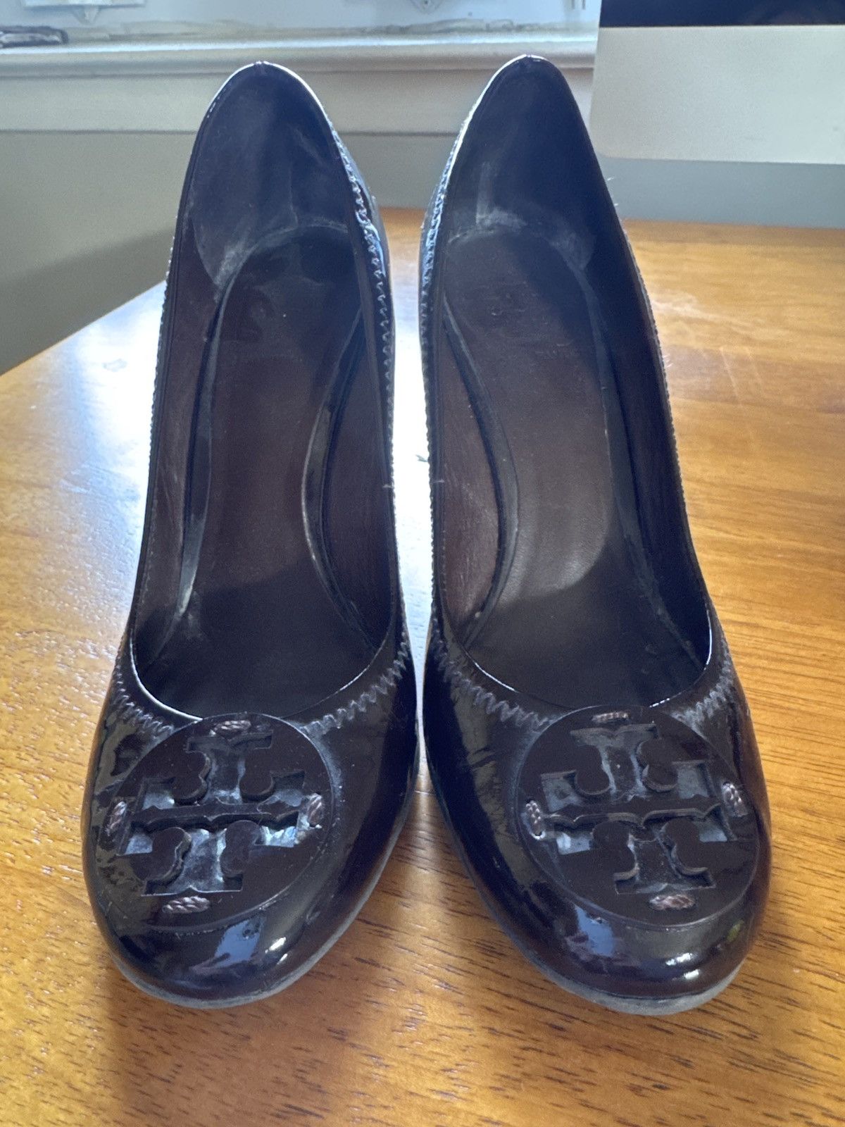 Tory Burch Tory Burch Brown Patent Logo Wedge Size US 7 / IT 37 - 1 Thumbnail