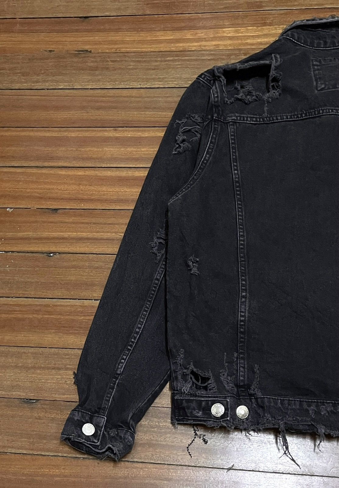 Zara Rare Design Brand Zara Distressed Denim Trucker Jacket 2000s Size US M / EU 48-50 / 2 - 7 Thumbnail
