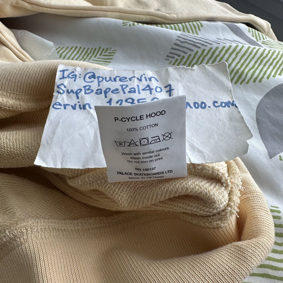 Palace P-Cycle Hood Oatmeal size Large Size US L / EU 52-54 / 3 - 7 Thumbnail