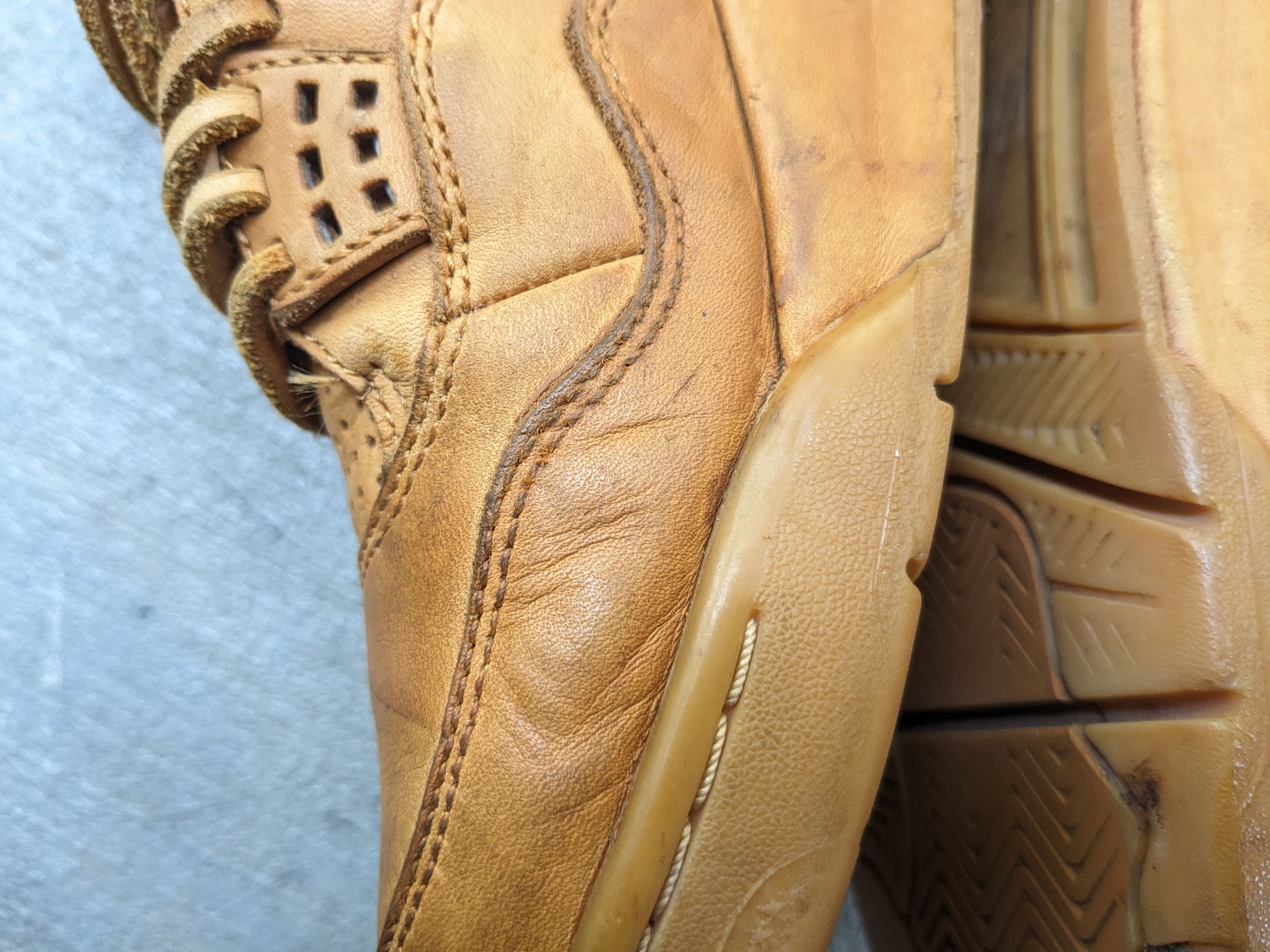 Jordan Brand Nike Air Jordan 4 Premium Pinnacle 9.5 Wheat 819139-205 Size US 9.5 / EU 42-43 - 14 Thumbnail