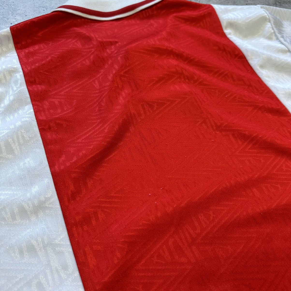 Umbro Vintage Umbro Ajax 1991-1993 Soccer Jersey Size US XL / EU 56 / 4 - 19 Thumbnail