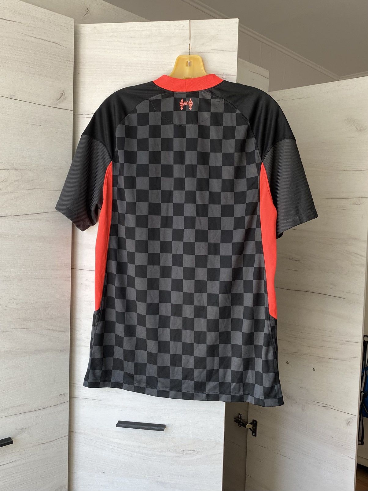 Nike Liverpool FC Nike Black Checkered Jersey Size M Size US M / EU 48-50 / 2 - 5 Thumbnail