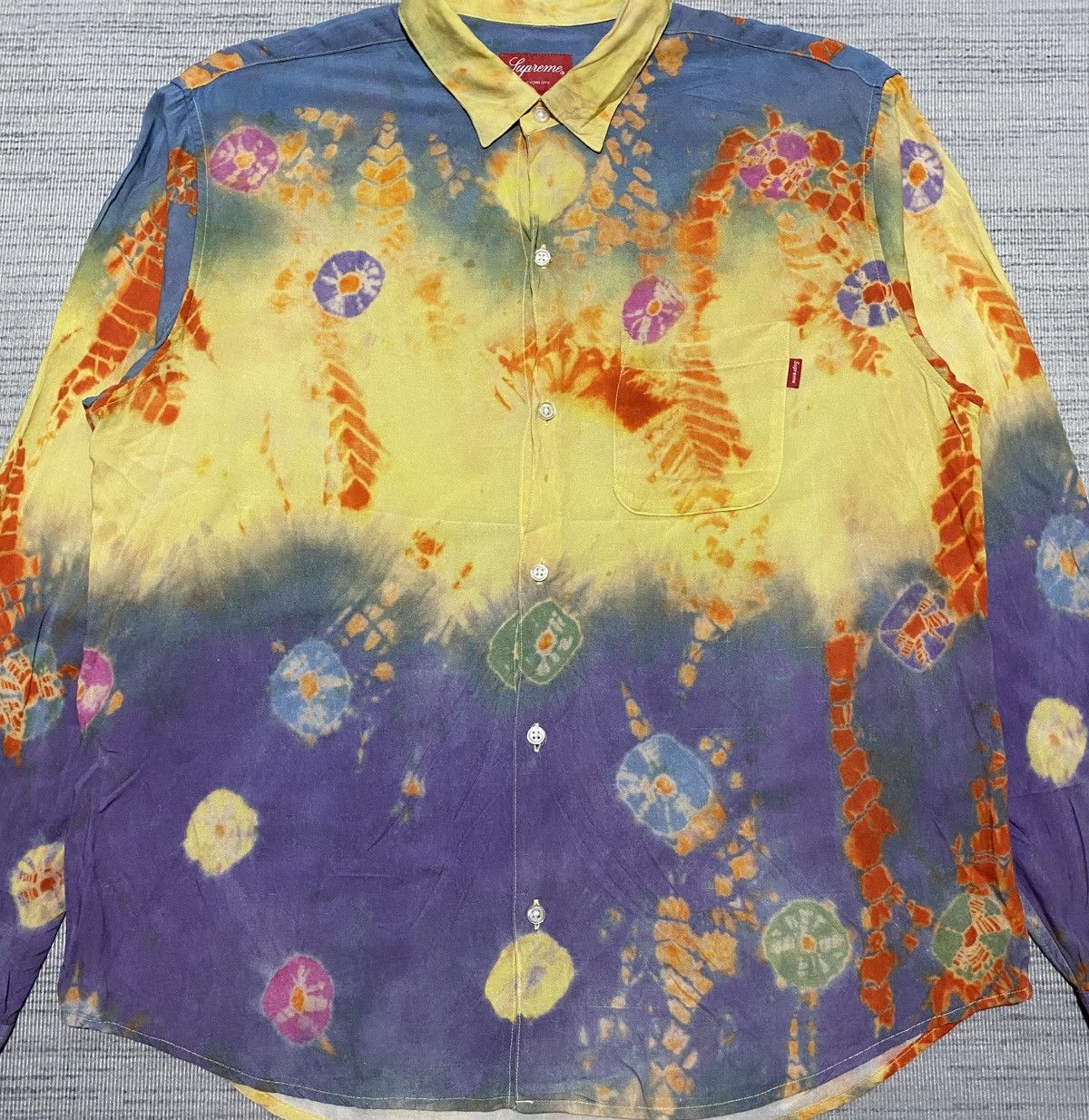 Supreme FW19 Supreme Batik Print Rayon Shirt Button Size US L / EU 52-54 / 3 - 2 Thumbnail