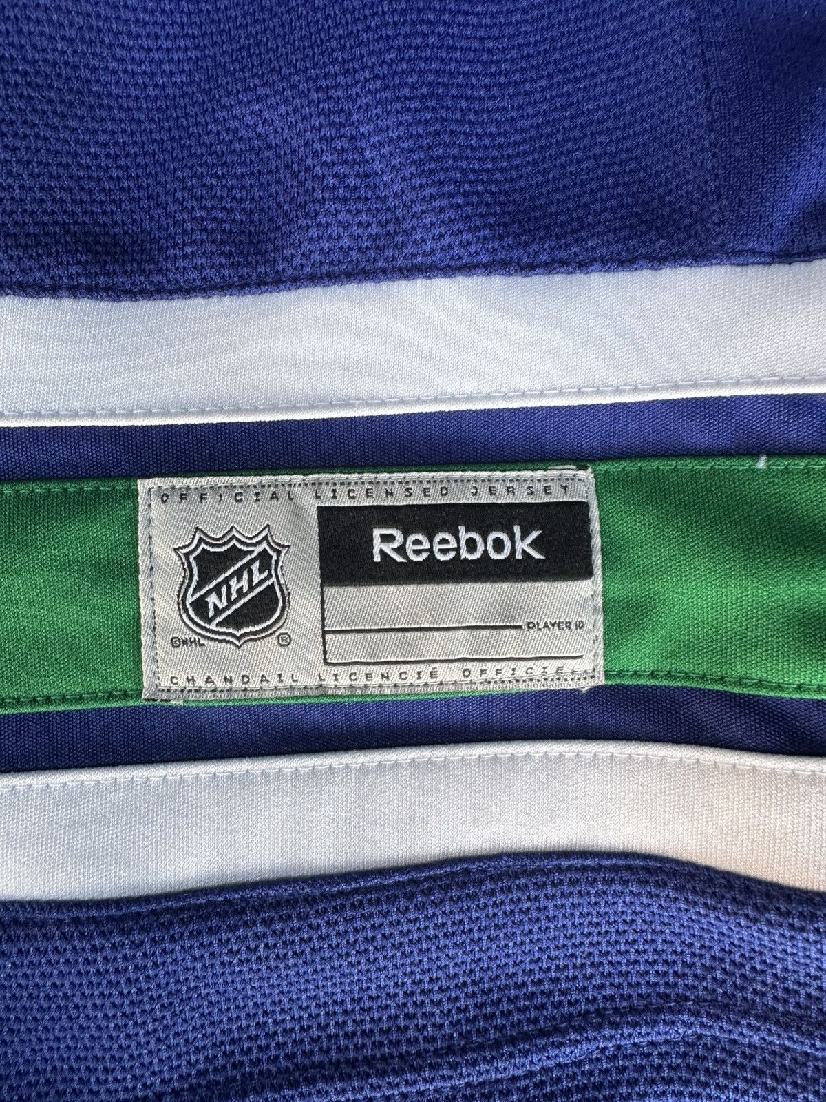 NHL × Vintage OFFICIAL VTG REEBOK NHL Vancouver CANUCKS JERSEY STITCHED Size US XS / EU 42 / 0 - 4 Thumbnail