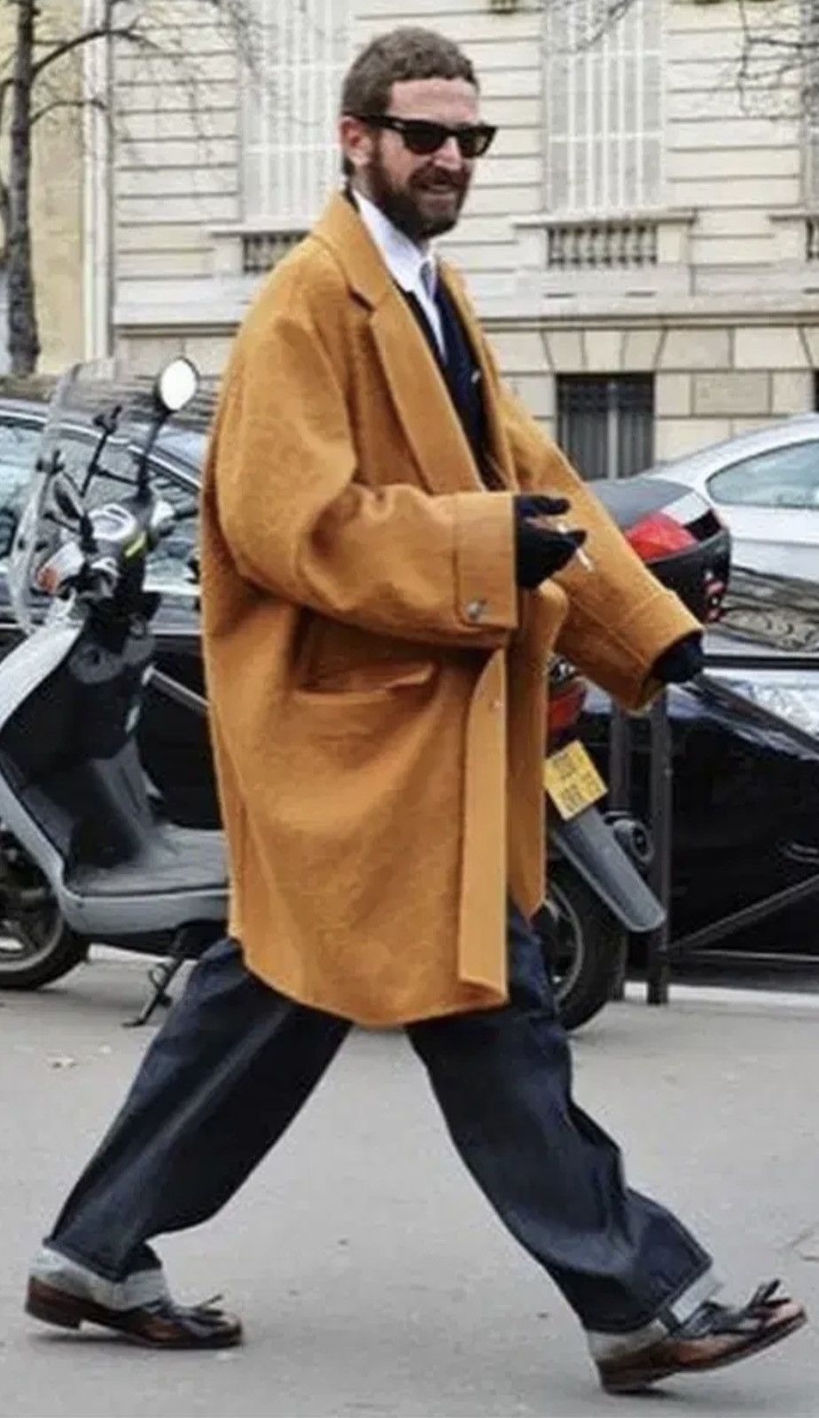 Yves Saint Laurent OVERSIZED COCOON SHAPED COAT BY STEFANO PILATI Size US L / EU 52-54 / 3 - 1 Thumbnail