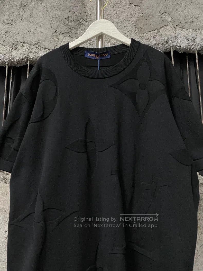Louis Vuitton Louis Vuitton Dark-patterned knit short sleeves Size US XL / EU 56 / 4 - 3 Thumbnail