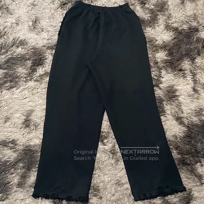 Balenciaga Balenciaga size S Destroyed and frayed elastic waistband p Size US 27 - 2 Thumbnail