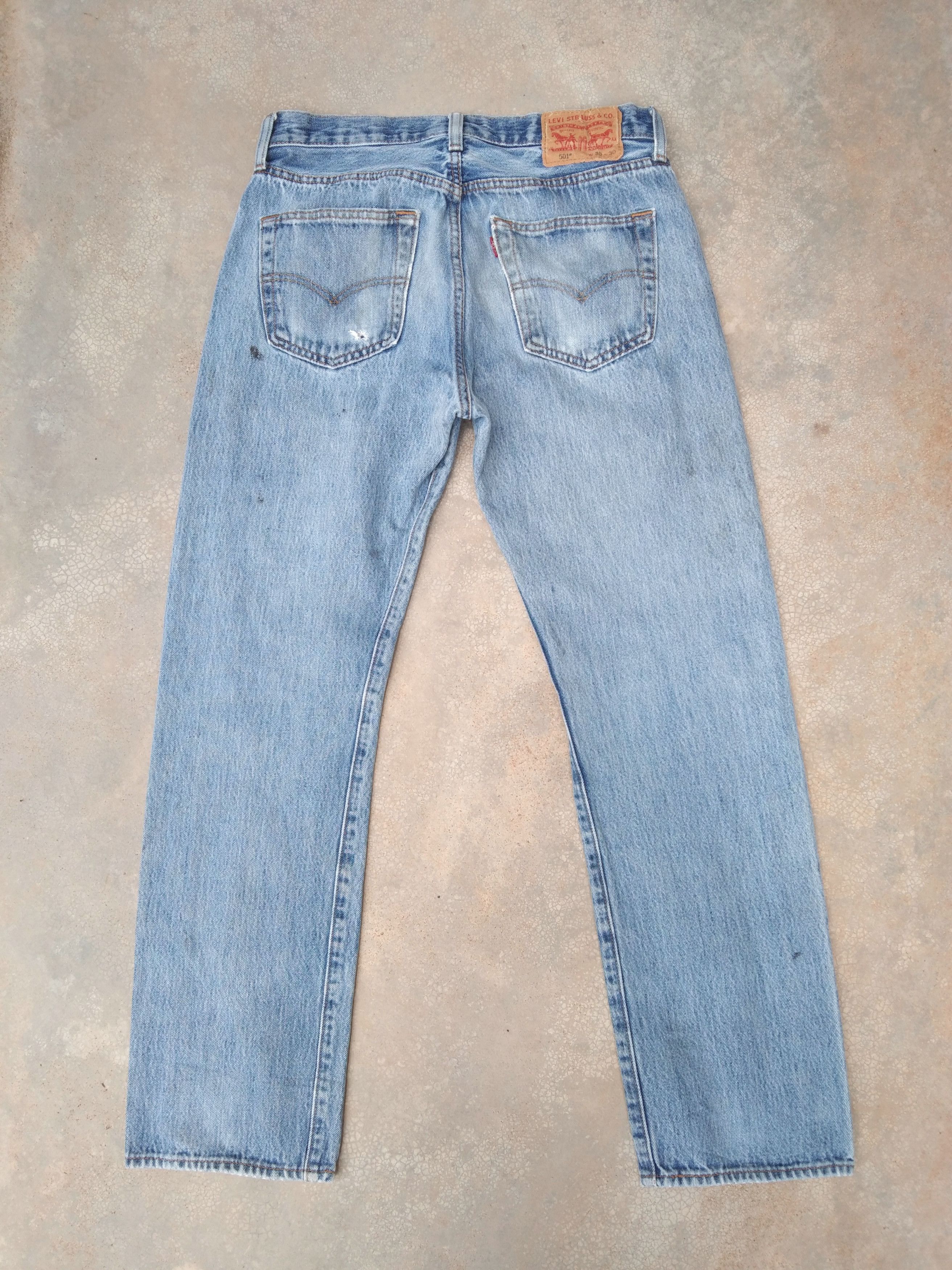 Levi's × Vintage Vintage Levis 501 Painter Distressed Jeans 30x29 Size US 30 / EU 46 - 2 Thumbnail